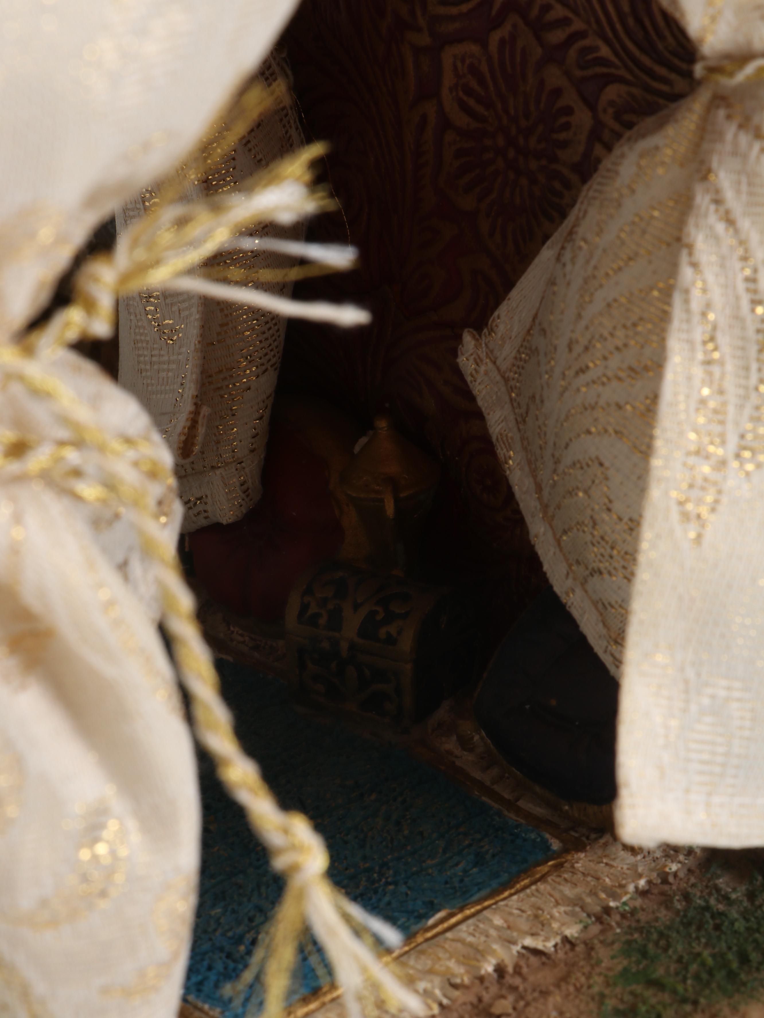 Fontanini Resin Illuminating Three-Part Nativity Creche