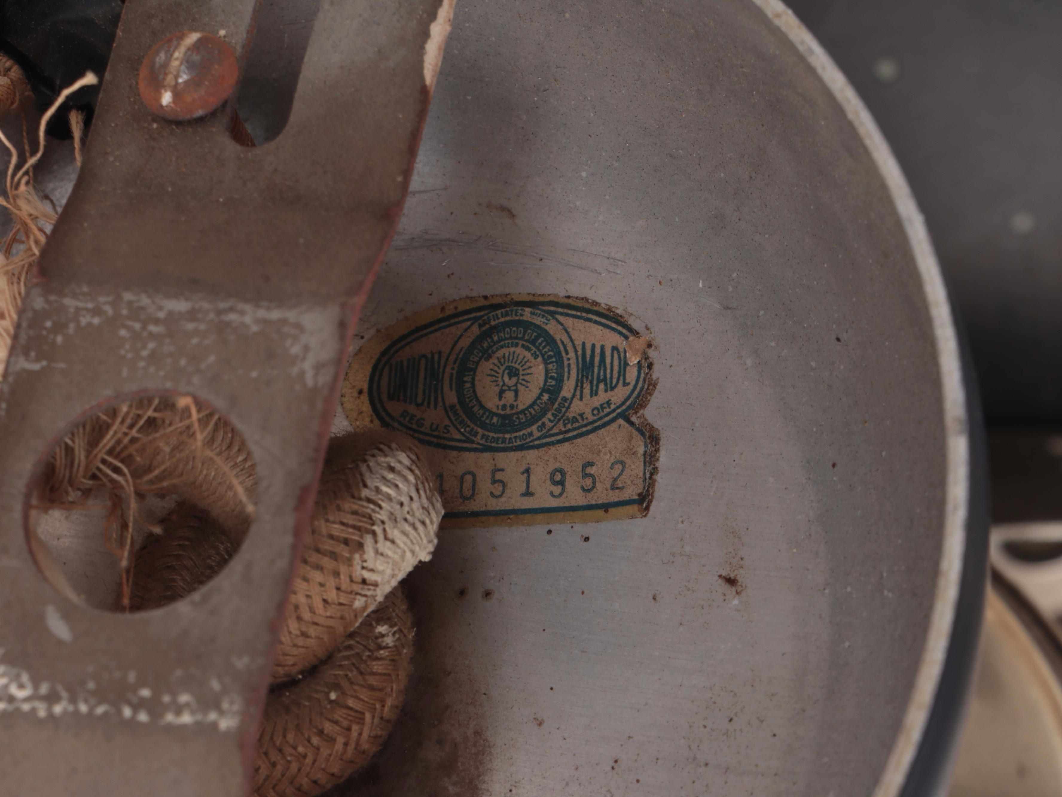 Union Made American MCM Atomic Saucer Pendant Light, Mid-20th Century