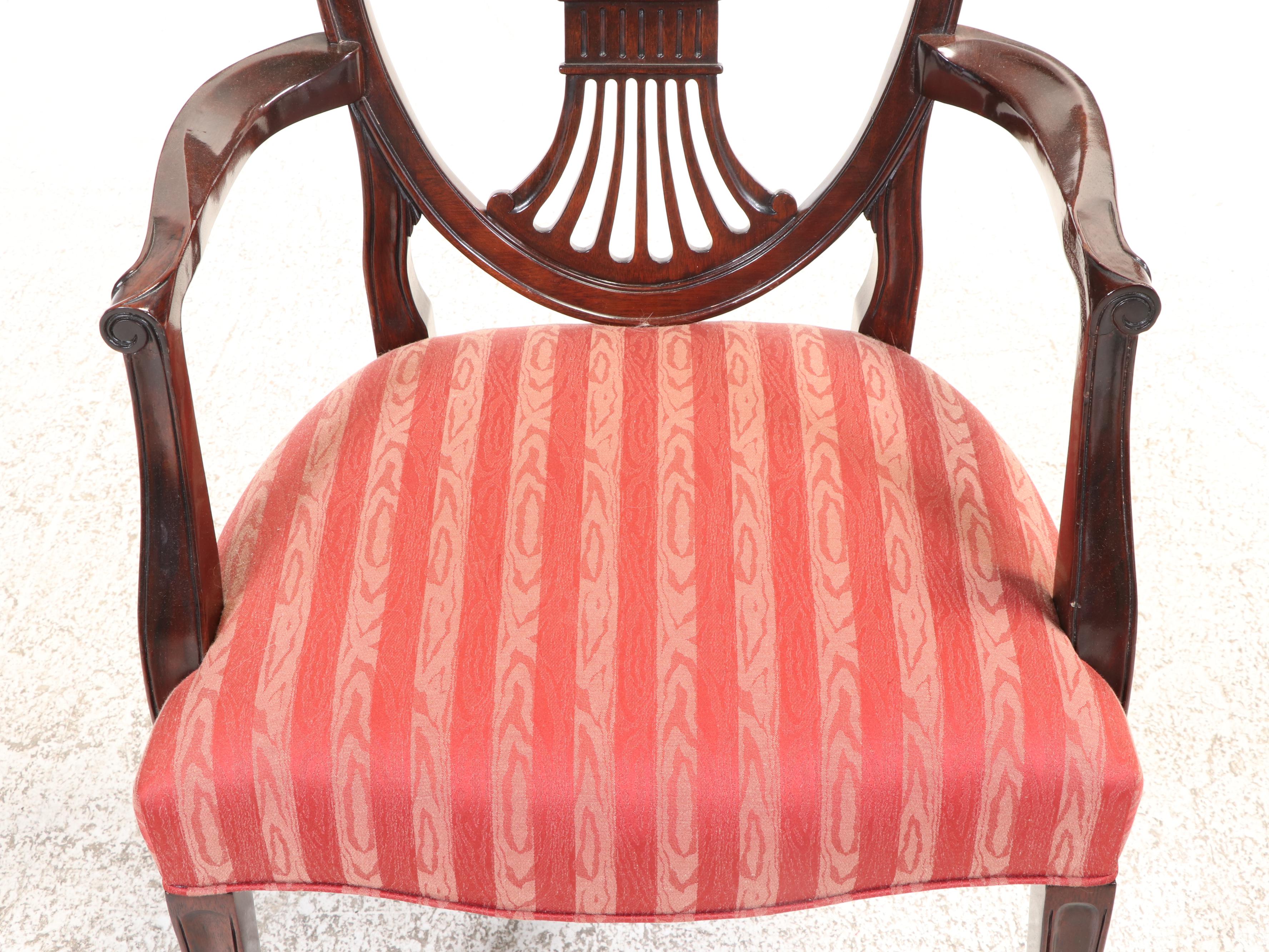 Seven-Piece Stickley Federal Style Mahogany Dining Set, Late 20th Century