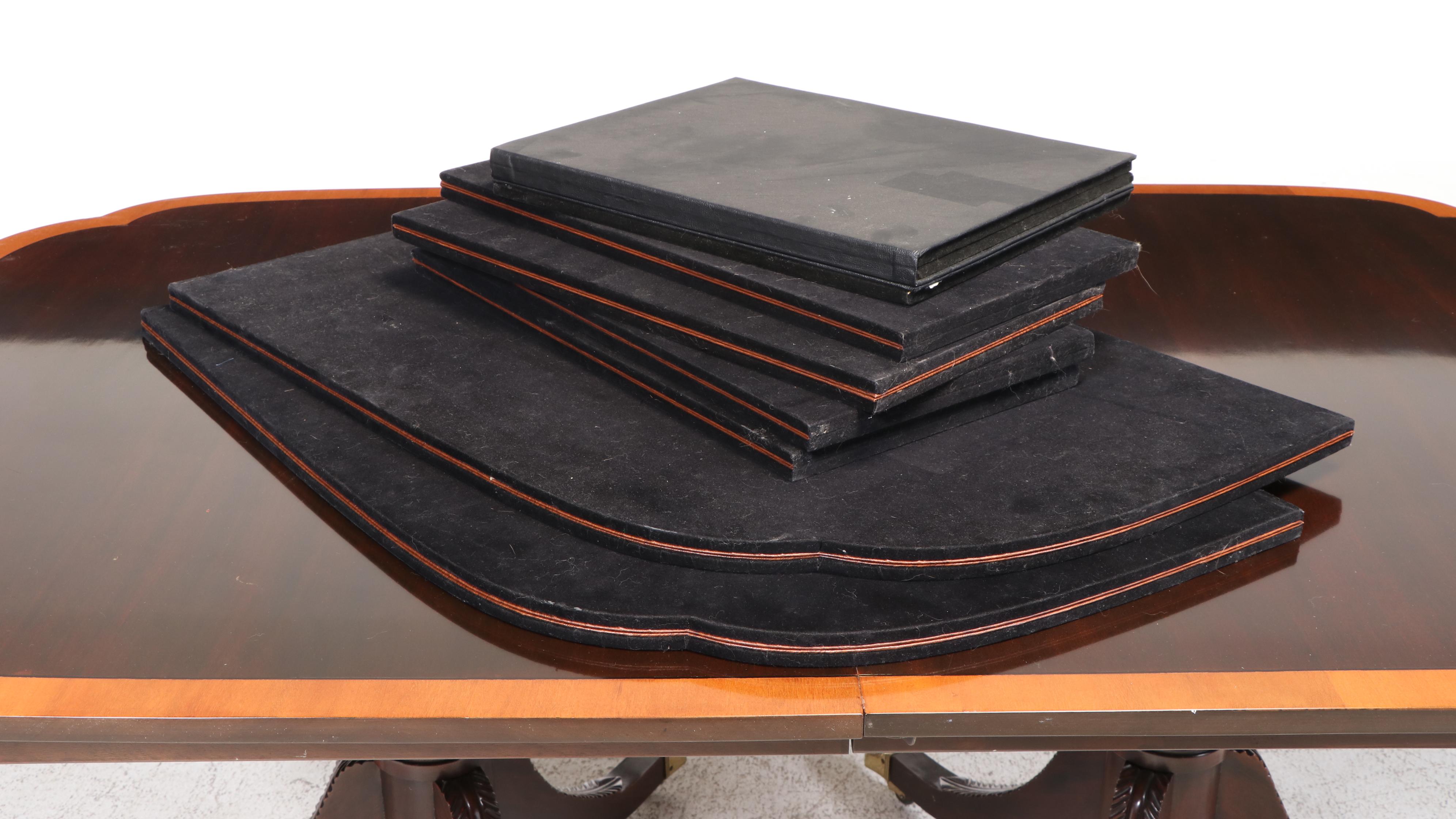 Seven-Piece Stickley Federal Style Mahogany Dining Set, Late 20th Century