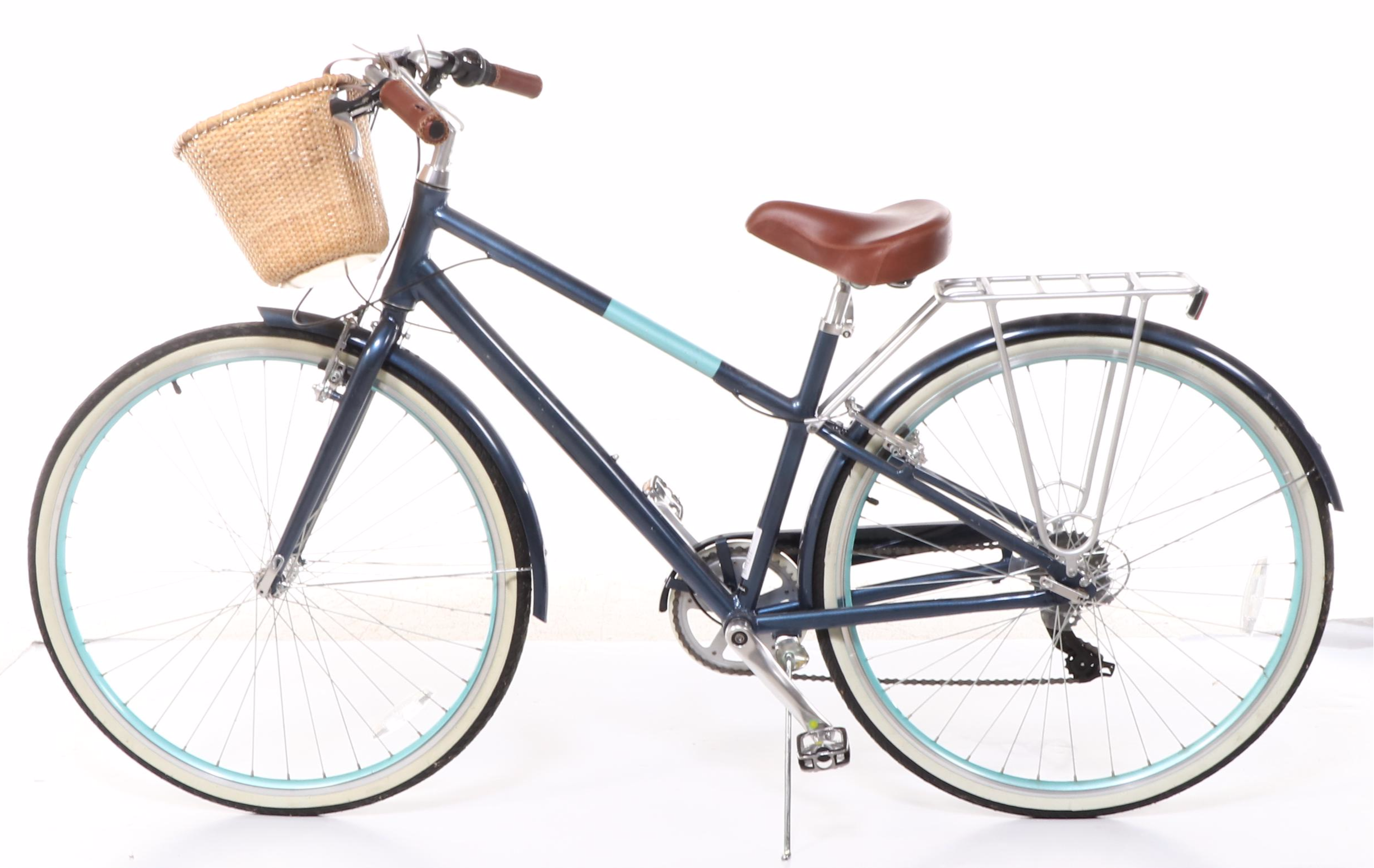 Sixthreezero Cruiser Bicycle with Nantucket Bike Basket Company Basket