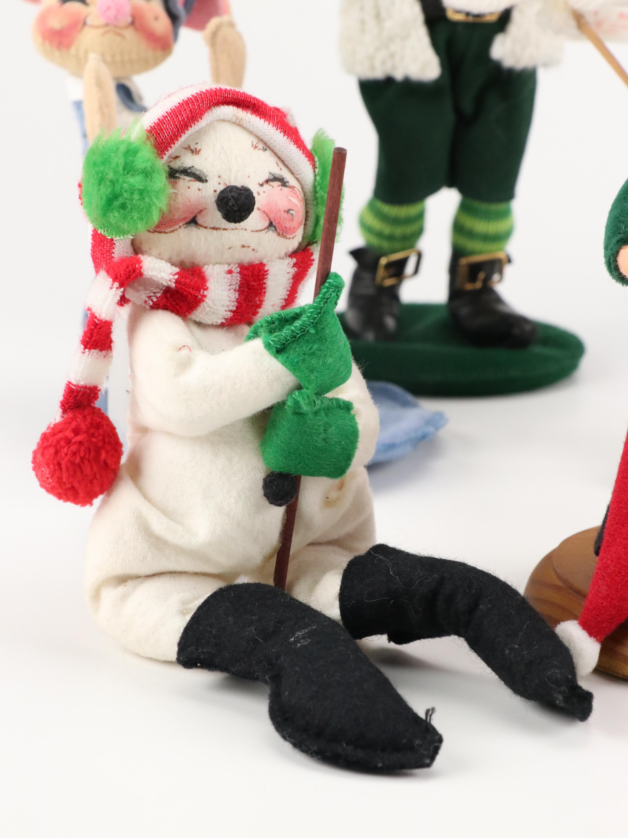 Annalee Mobilitee Chimney Sweep Mouse and Other Dolls, Mid to Late 20th Century