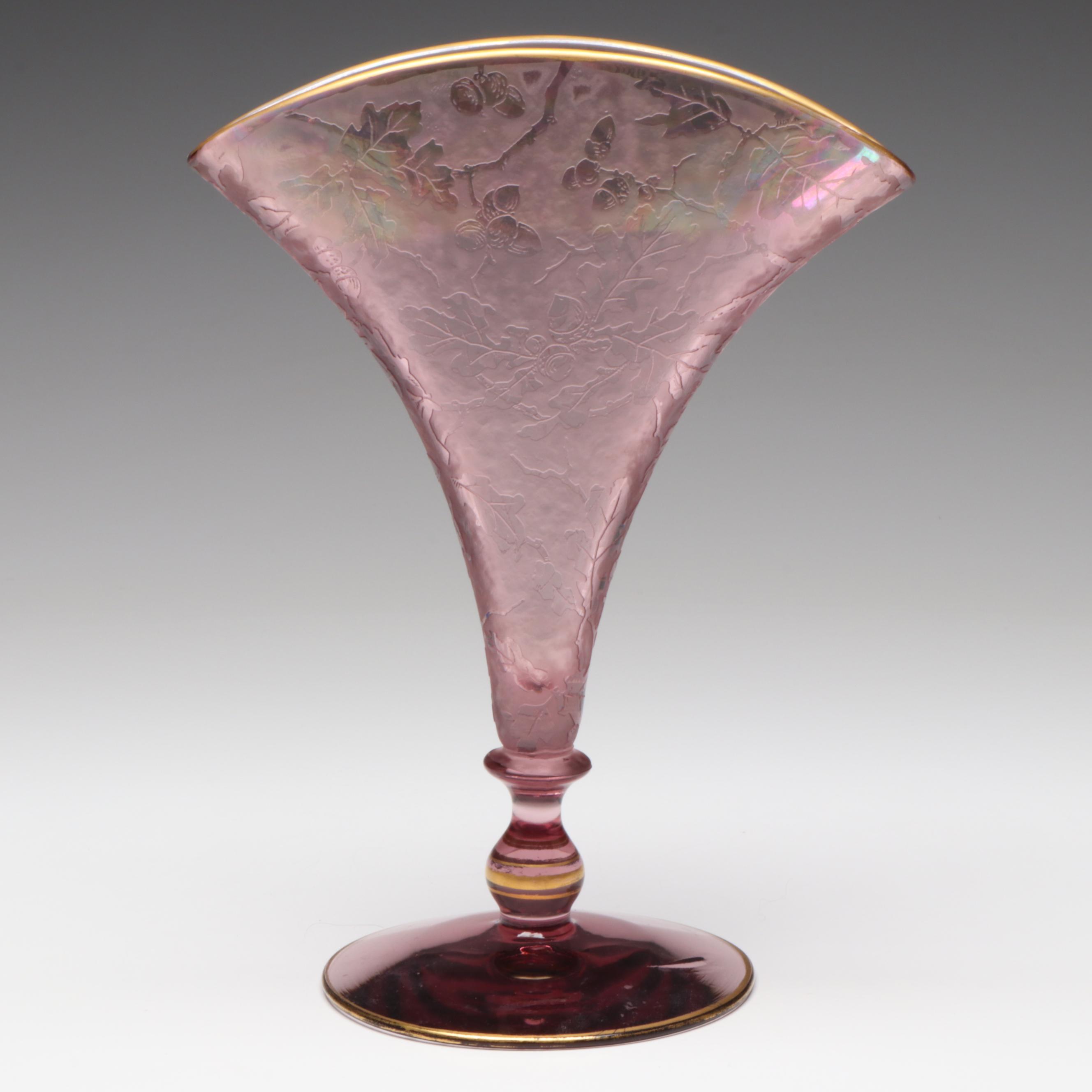 Fostoria "Oakwood" Orchid Purple Iridescent Glass Fan Vase, 1928–1929