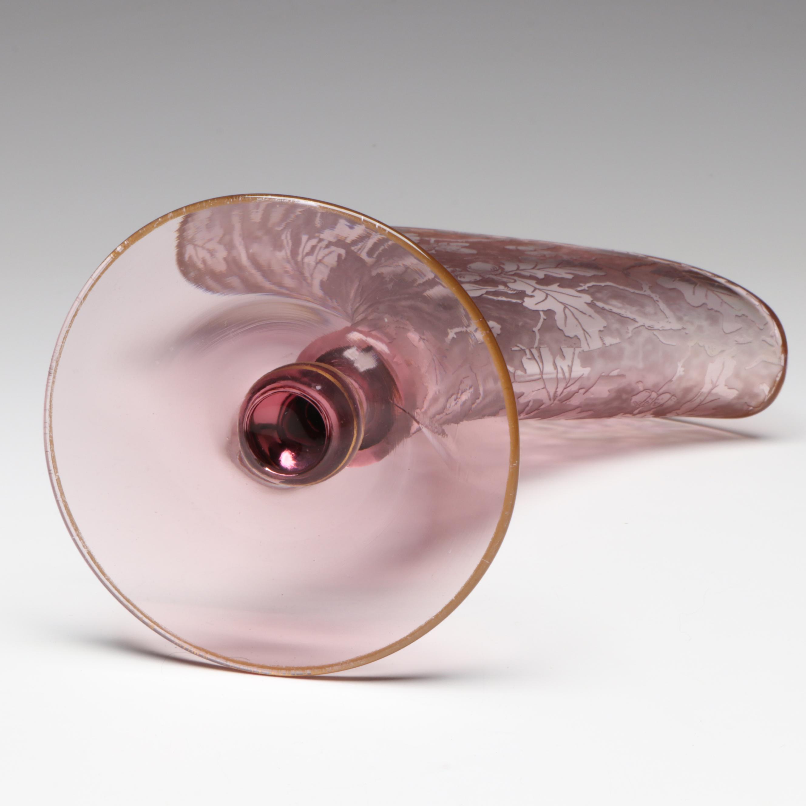 Fostoria "Oakwood" Orchid Purple Iridescent Glass Fan Vase, 1928–1929