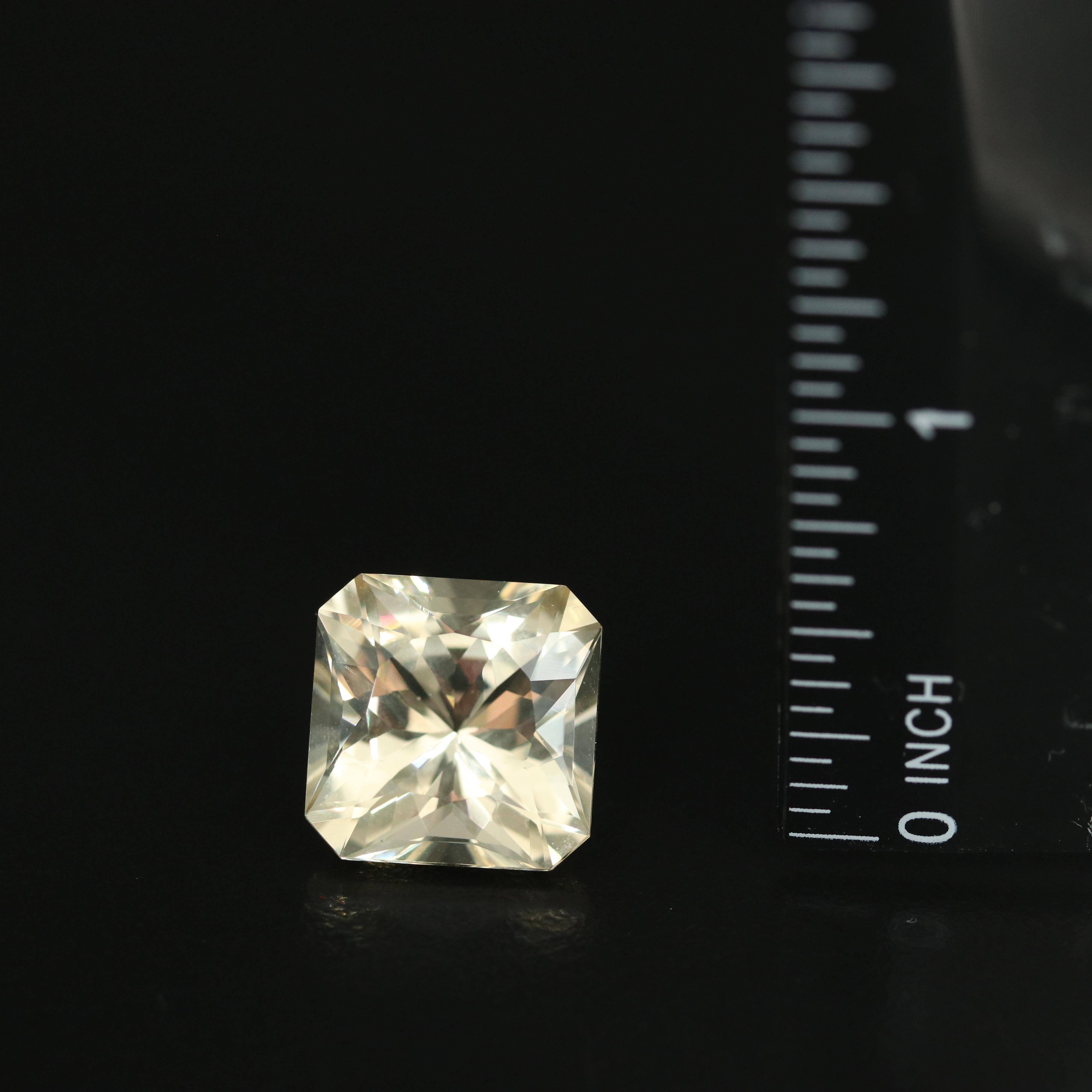 Loose 12.03 CT Labradorite