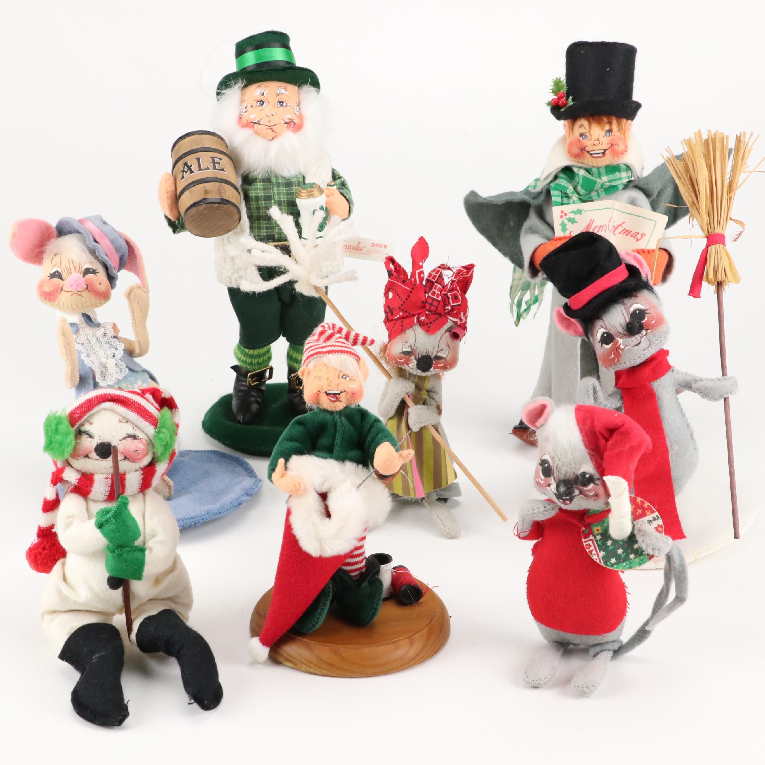 Annalee Mobilitee Chimney Sweep Mouse and Other Dolls, Mid to Late 20th Century