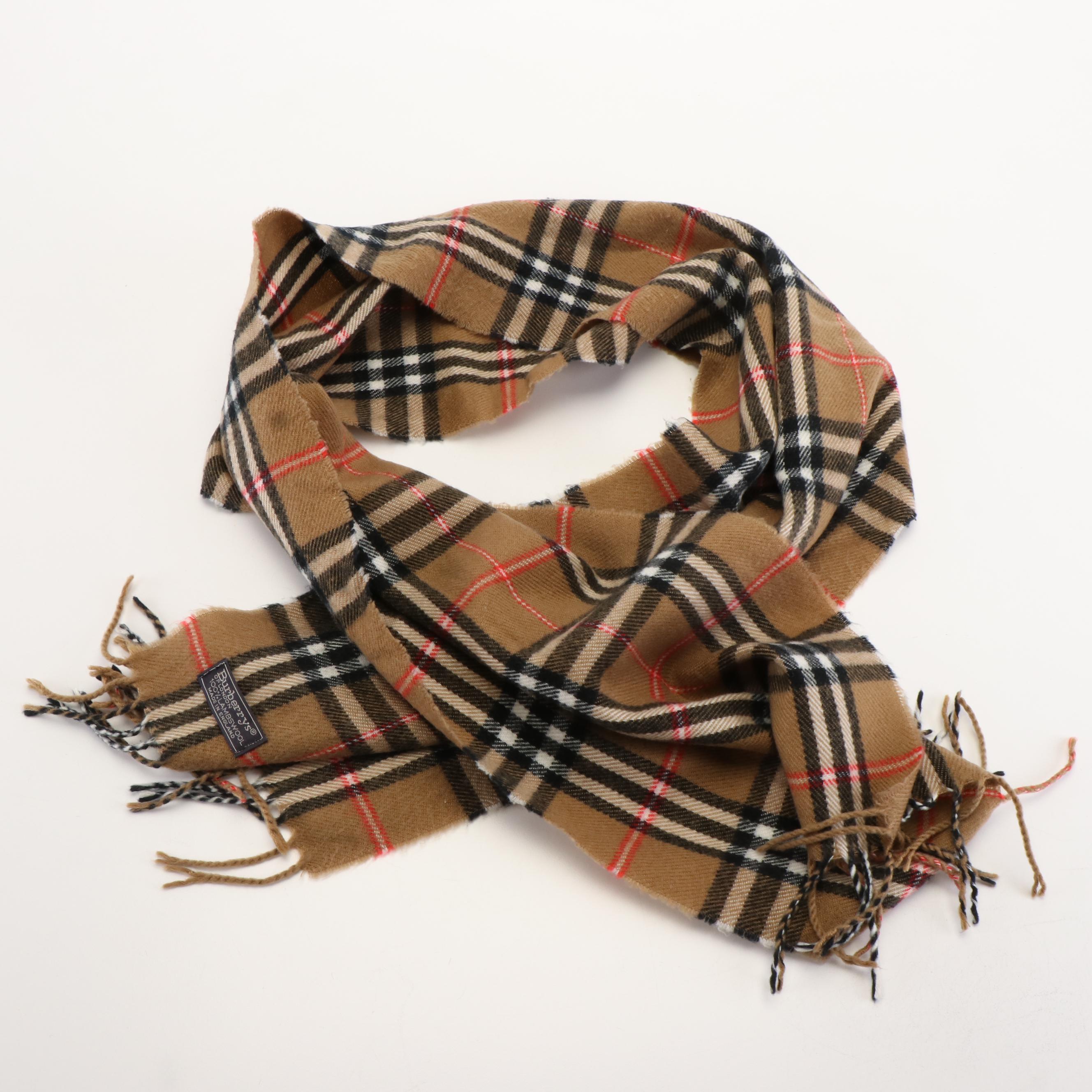 Burberrys of London Classic Lambswool Scarf in Vintage Check