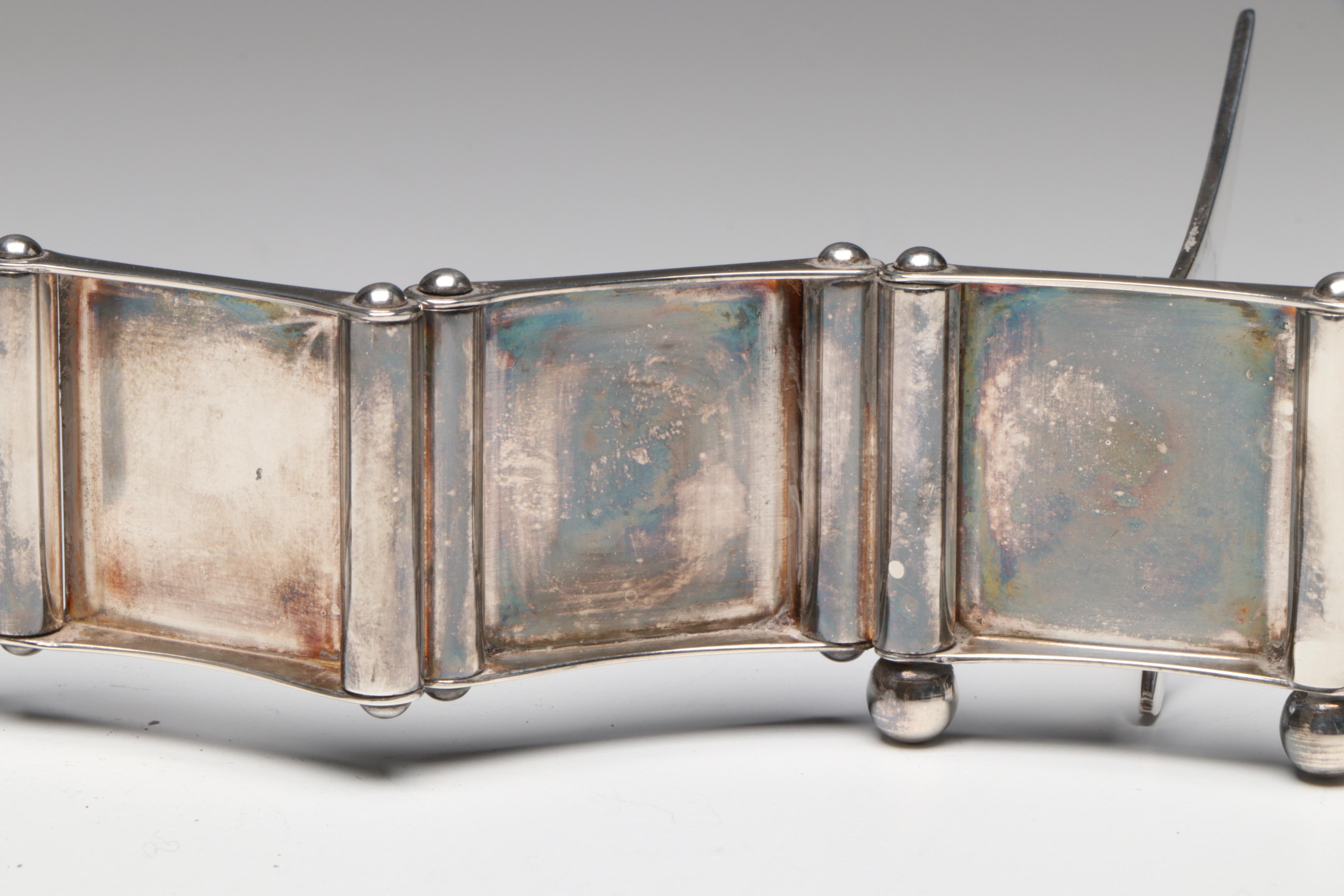 French Hermès Silver Plate Articulating Dachshund Picture Frame, Late 20th C.