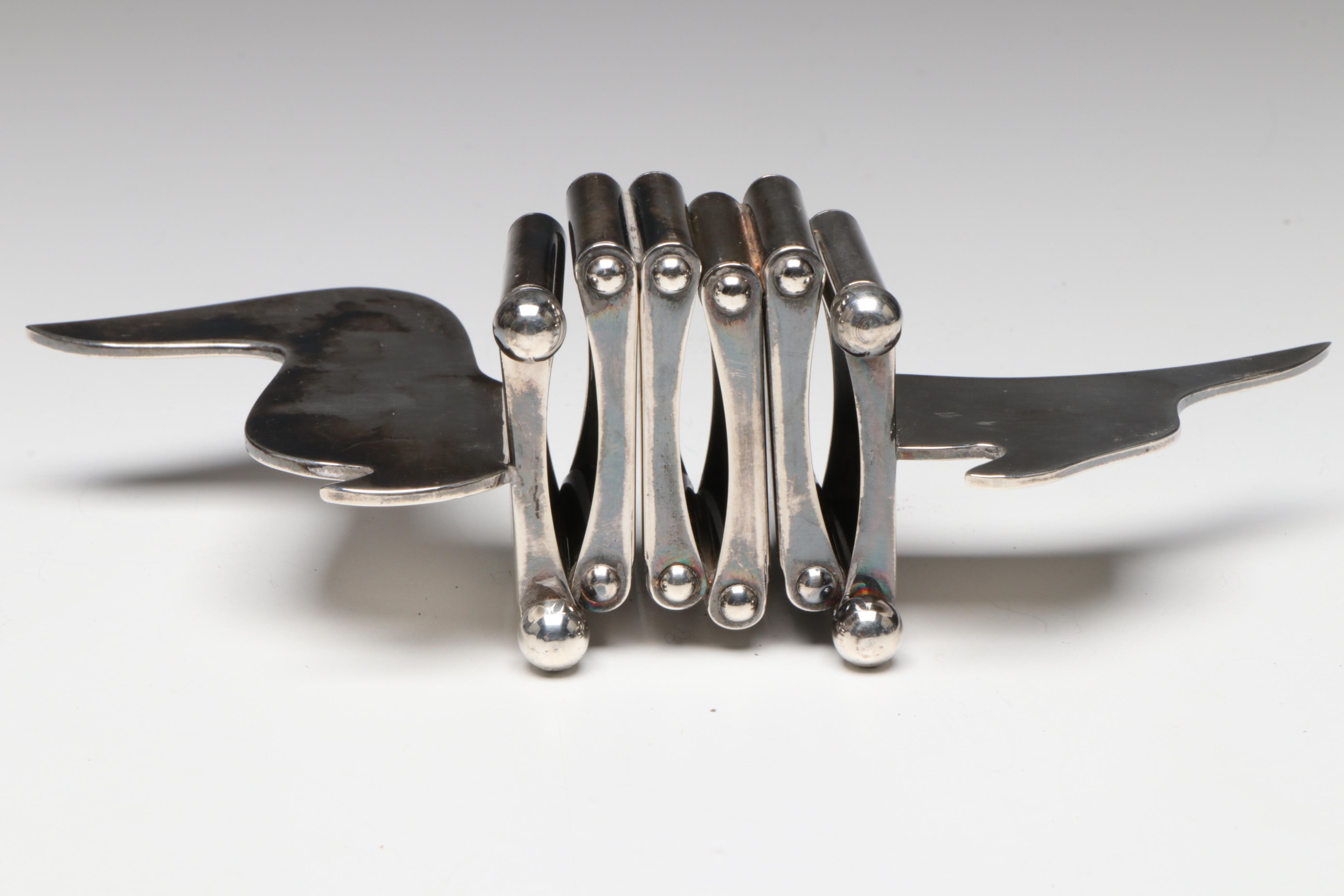 French Hermès Silver Plate Articulating Dachshund Picture Frame, Late 20th C.