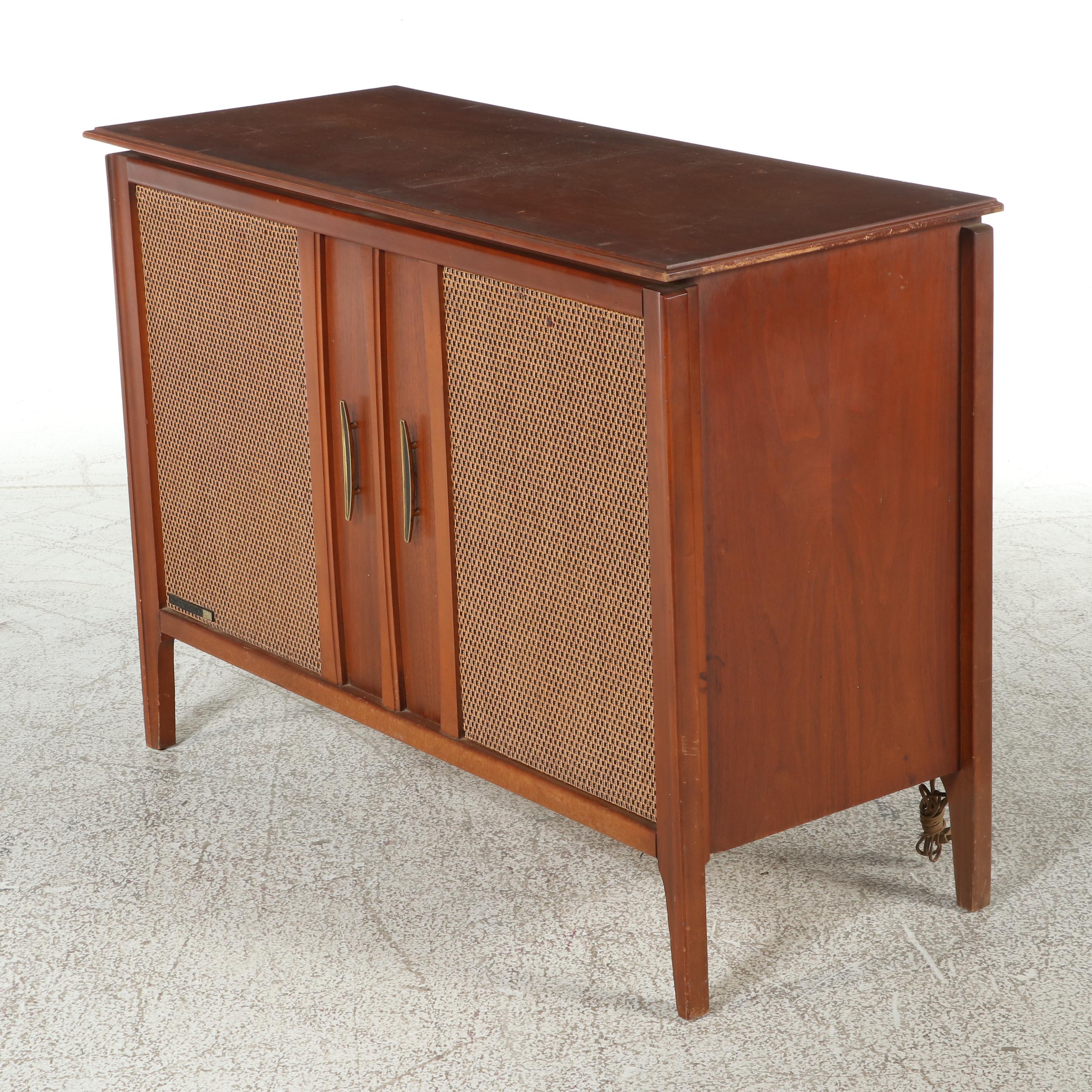 RCA Victor Victrola Mid Century Modern Walnut Turntable Cabinet
