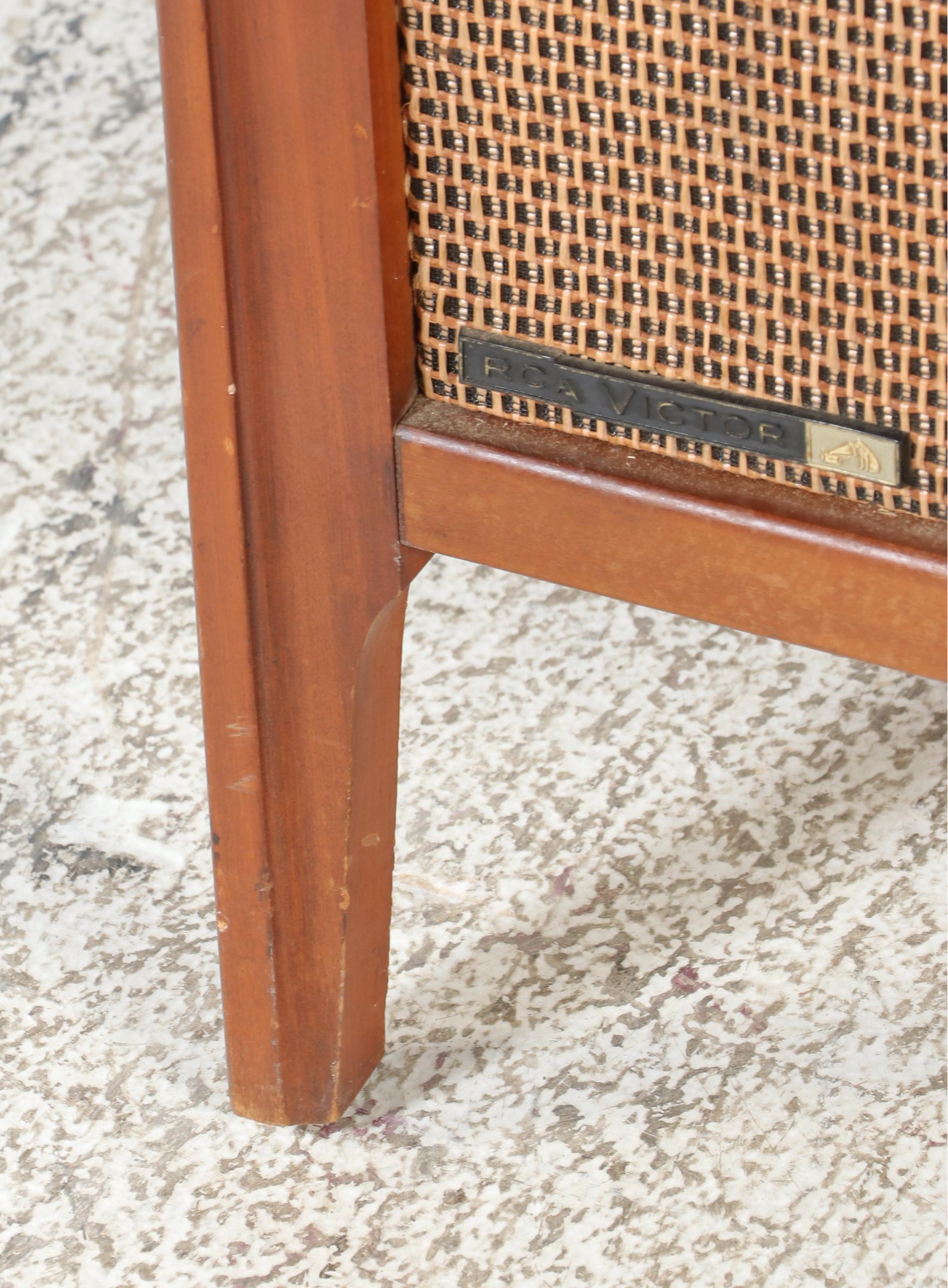 RCA Victor Victrola Mid Century Modern Walnut Turntable Cabinet