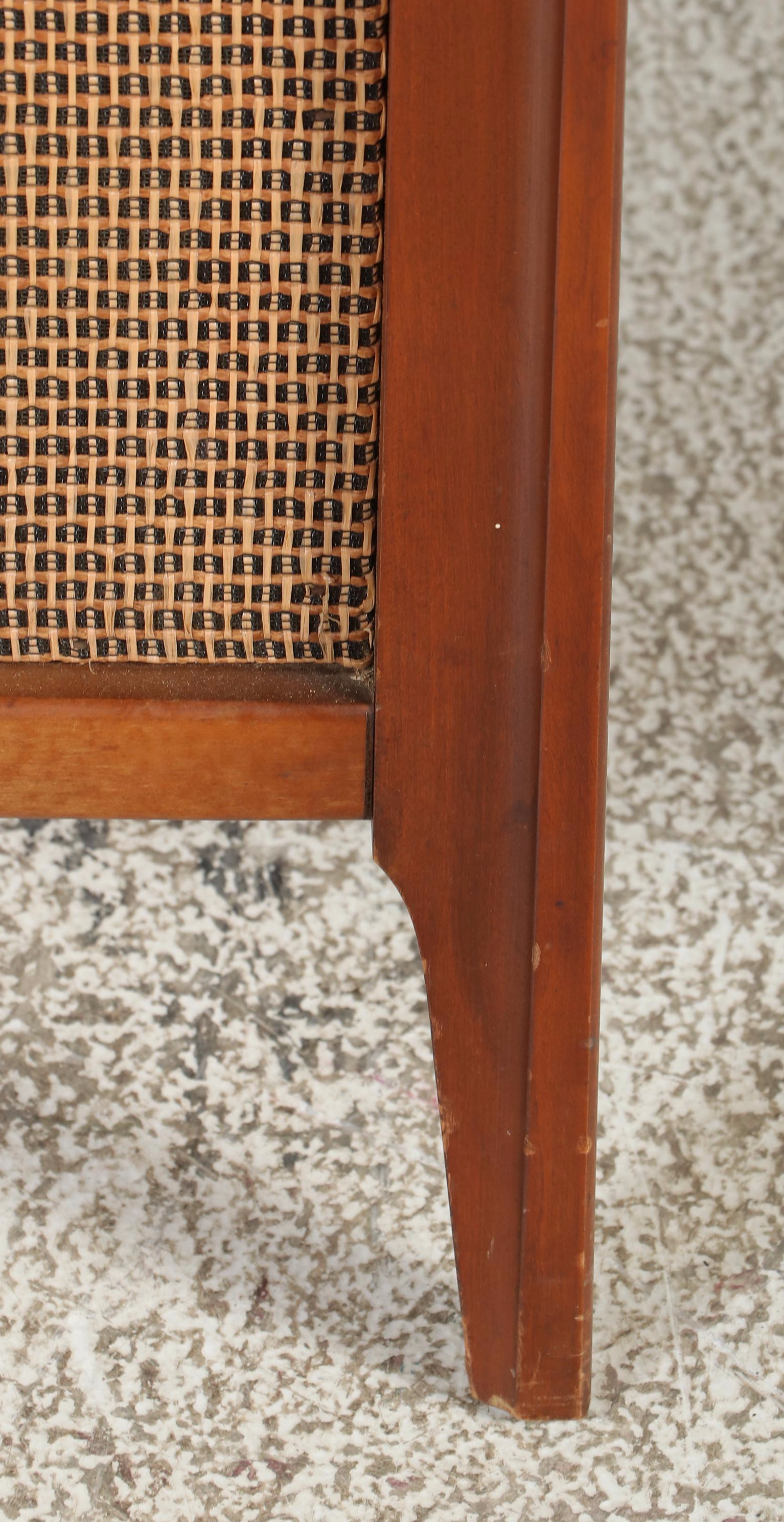 RCA Victor Victrola Mid Century Modern Walnut Turntable Cabinet