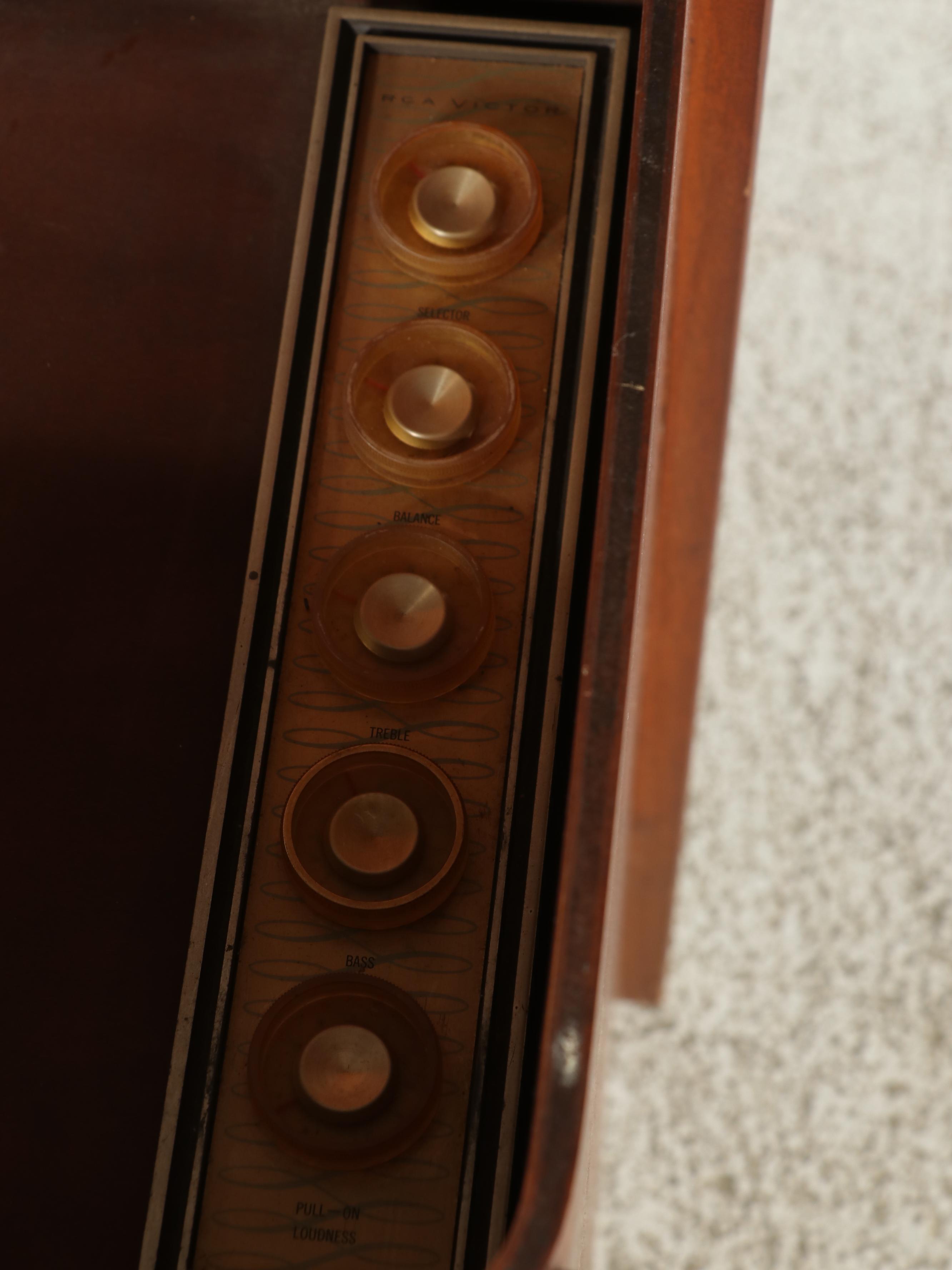 RCA Victor Victrola Mid Century Modern Walnut Turntable Cabinet