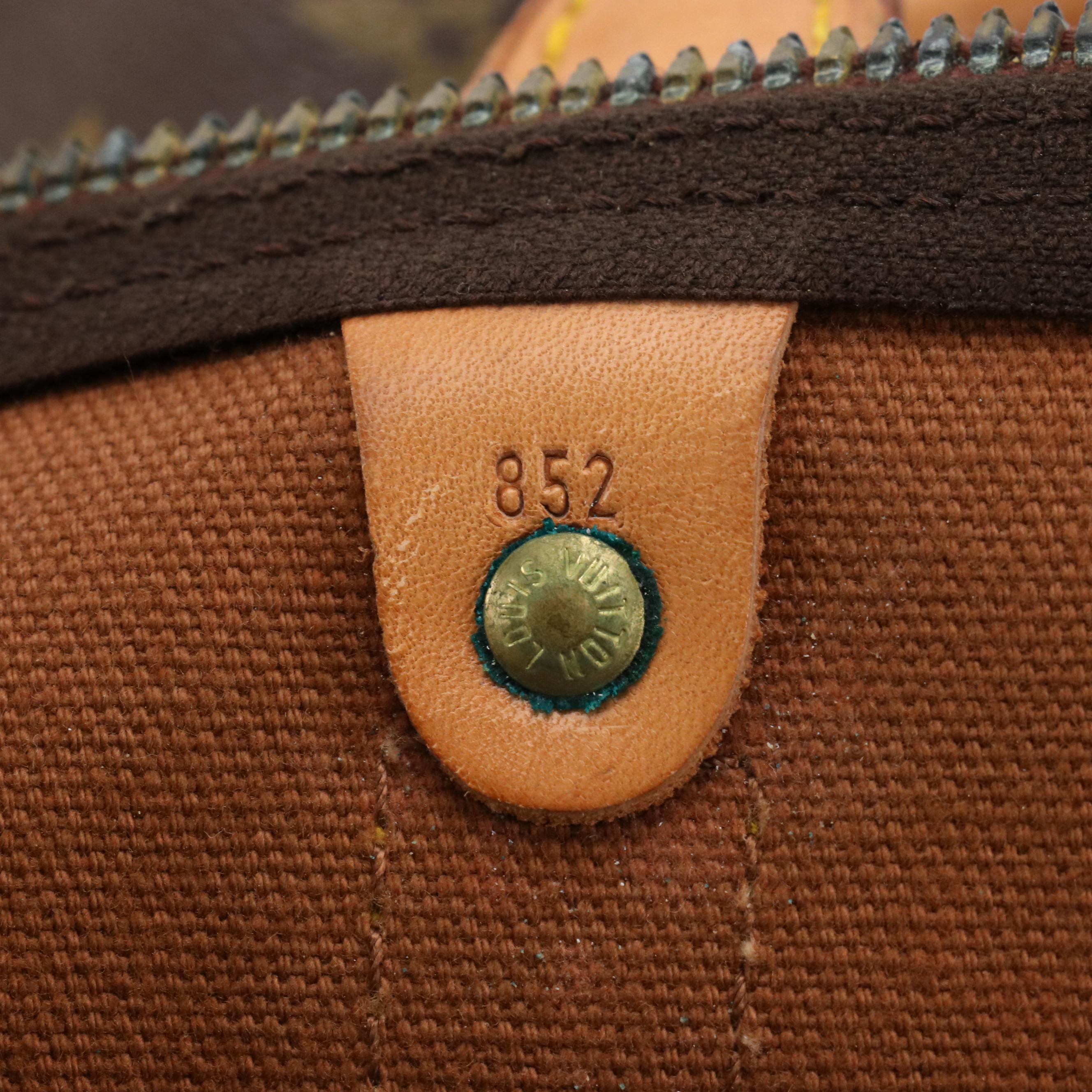 Louis Vuitton Keepall 50 Travel Bag in Monogram Canvas and Leather