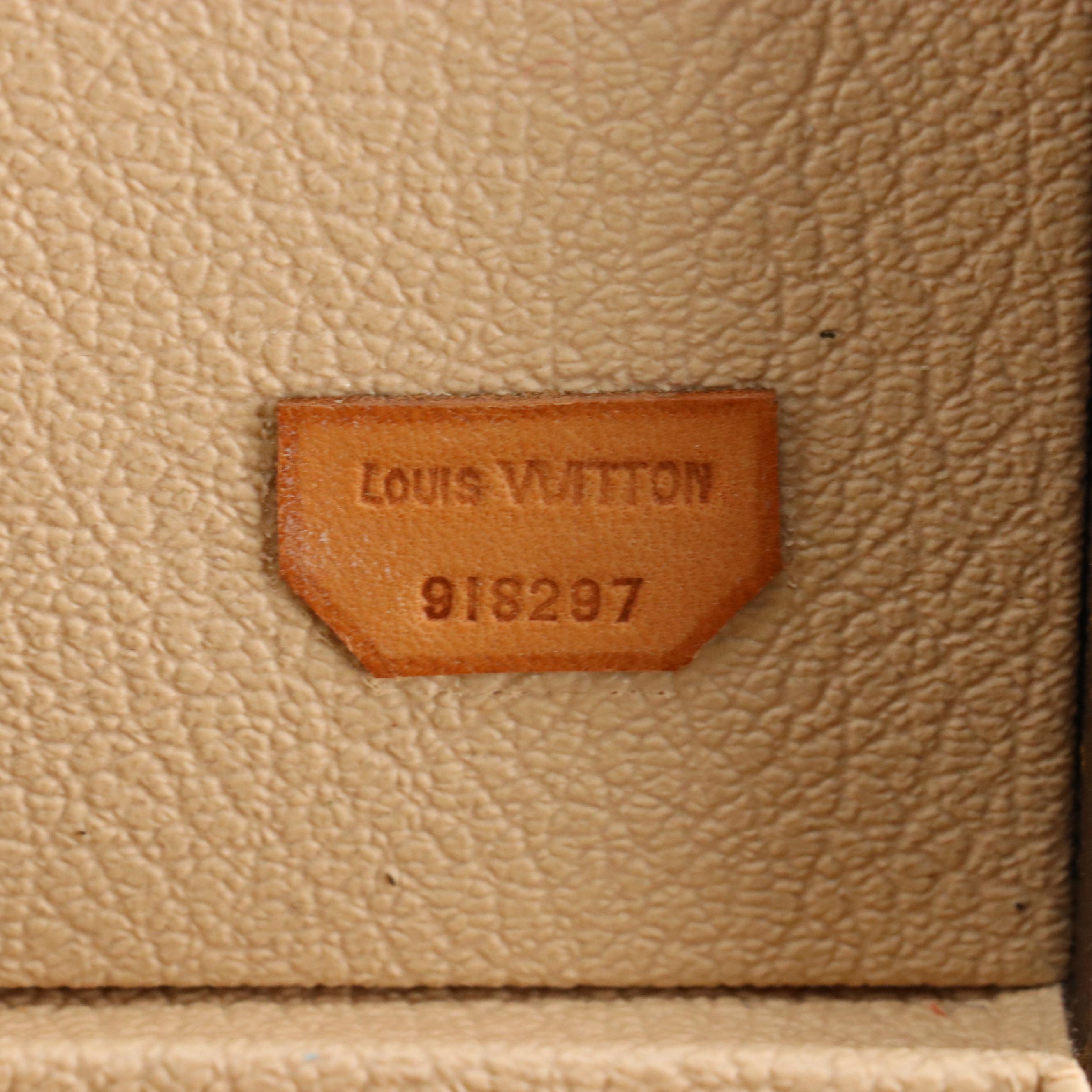 Louis Vuitton Boîte à Tout Vanity Case in Monogram Canvas