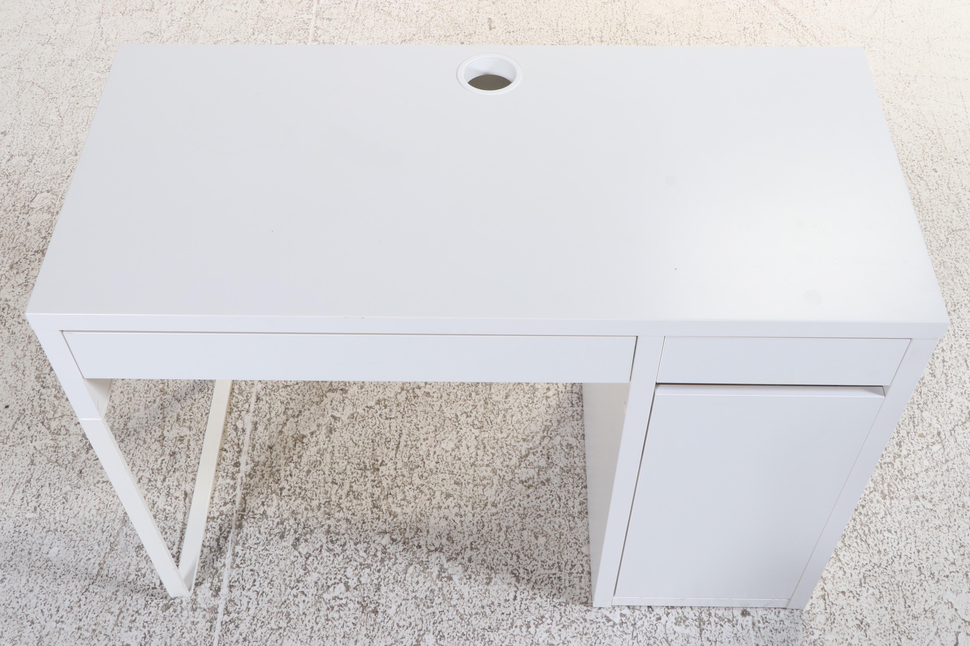 Henrik Preutz for IKEA "Micke" White Laminate and Powder-Coated Steel Desk