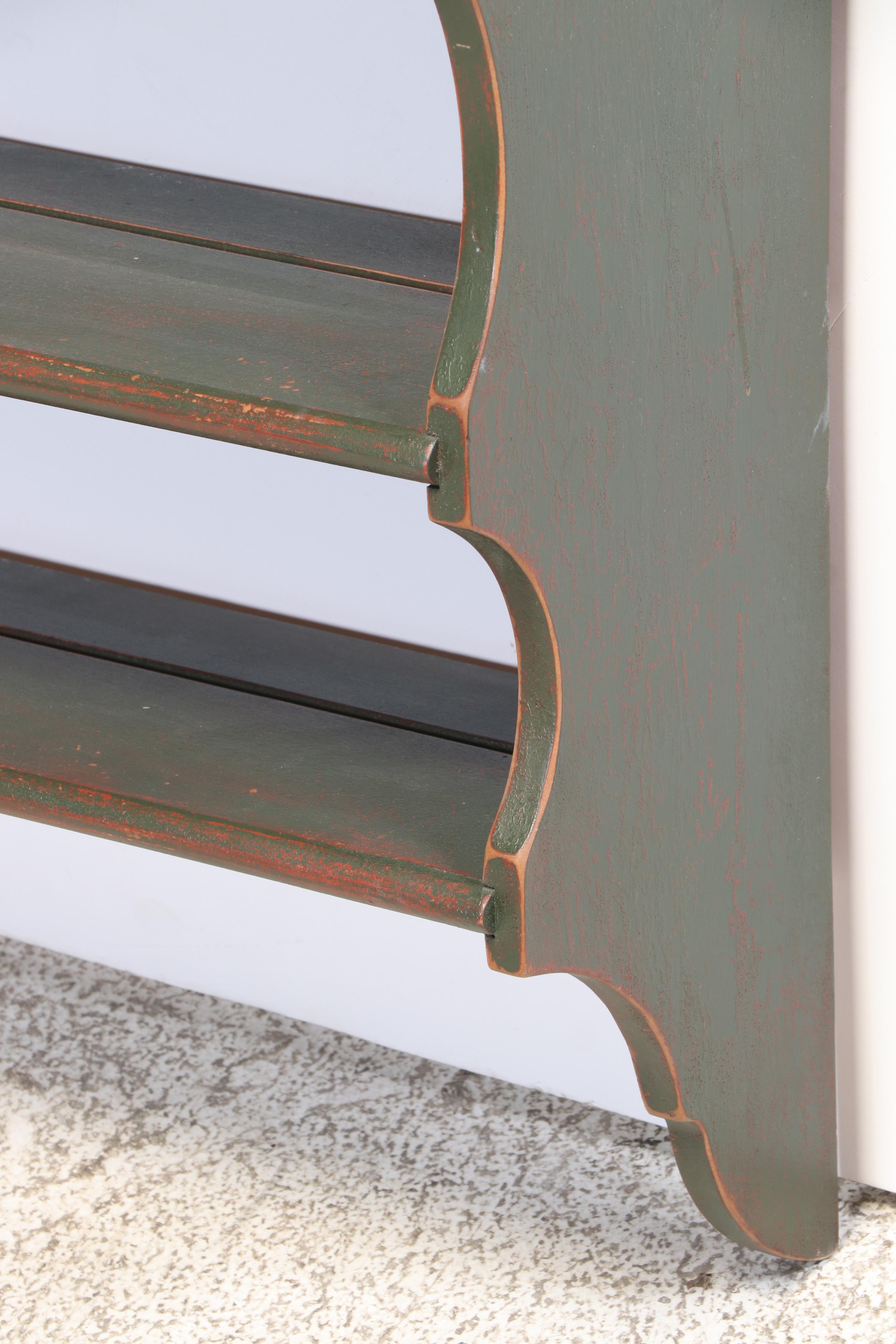 David T. Smith & Co. Federal Style Painted Wood Wall Hanging Plate Rack