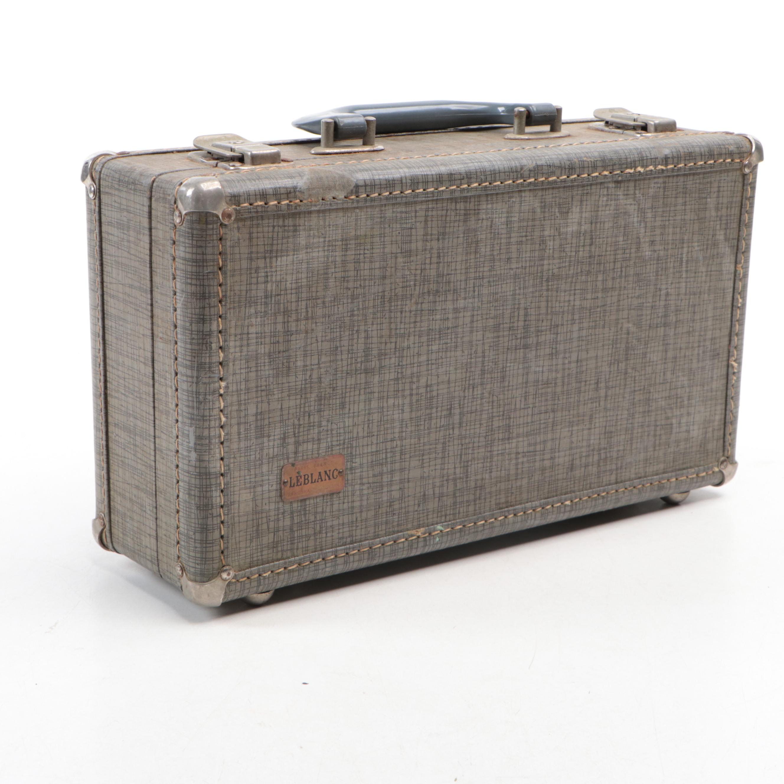 Noblet Paris Ebonized Wood Clarinet with Case, Mid to Late 20th Century