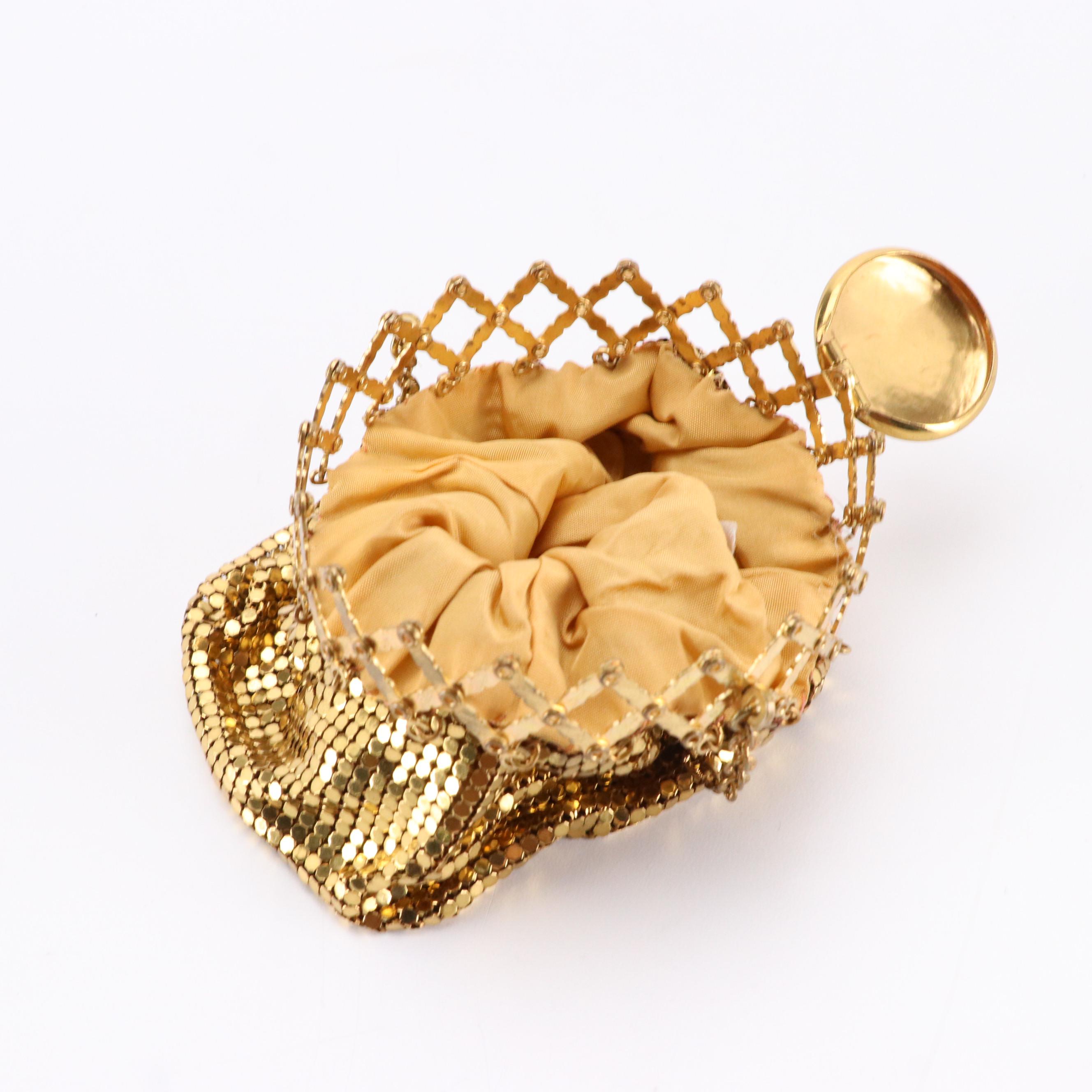 Vintage Whiting & Davis Gold Tone Metal Mesh Accordion Top Beggars Bag