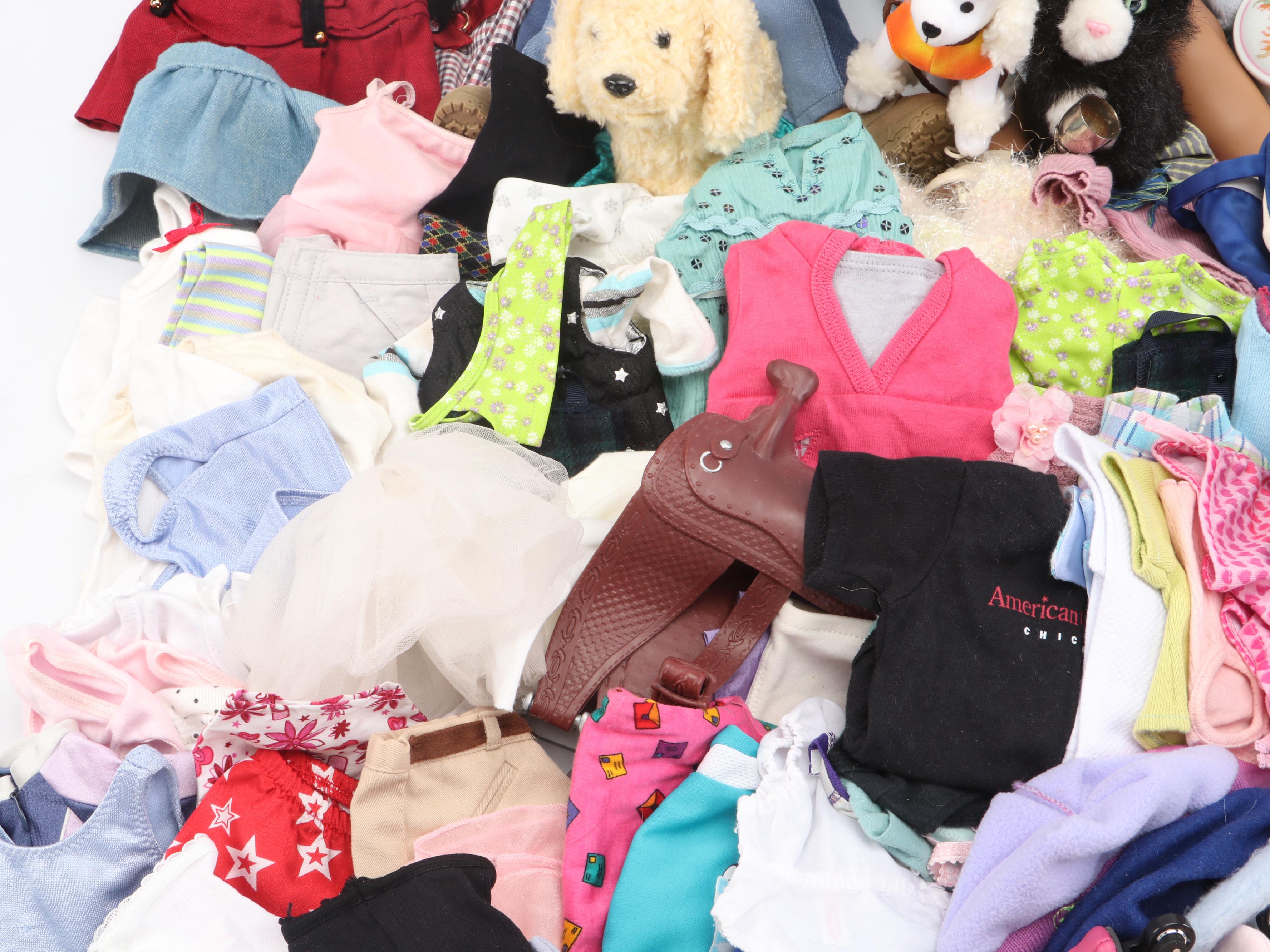 American Girl "Julie Albright" with Other Dolls and Accessories