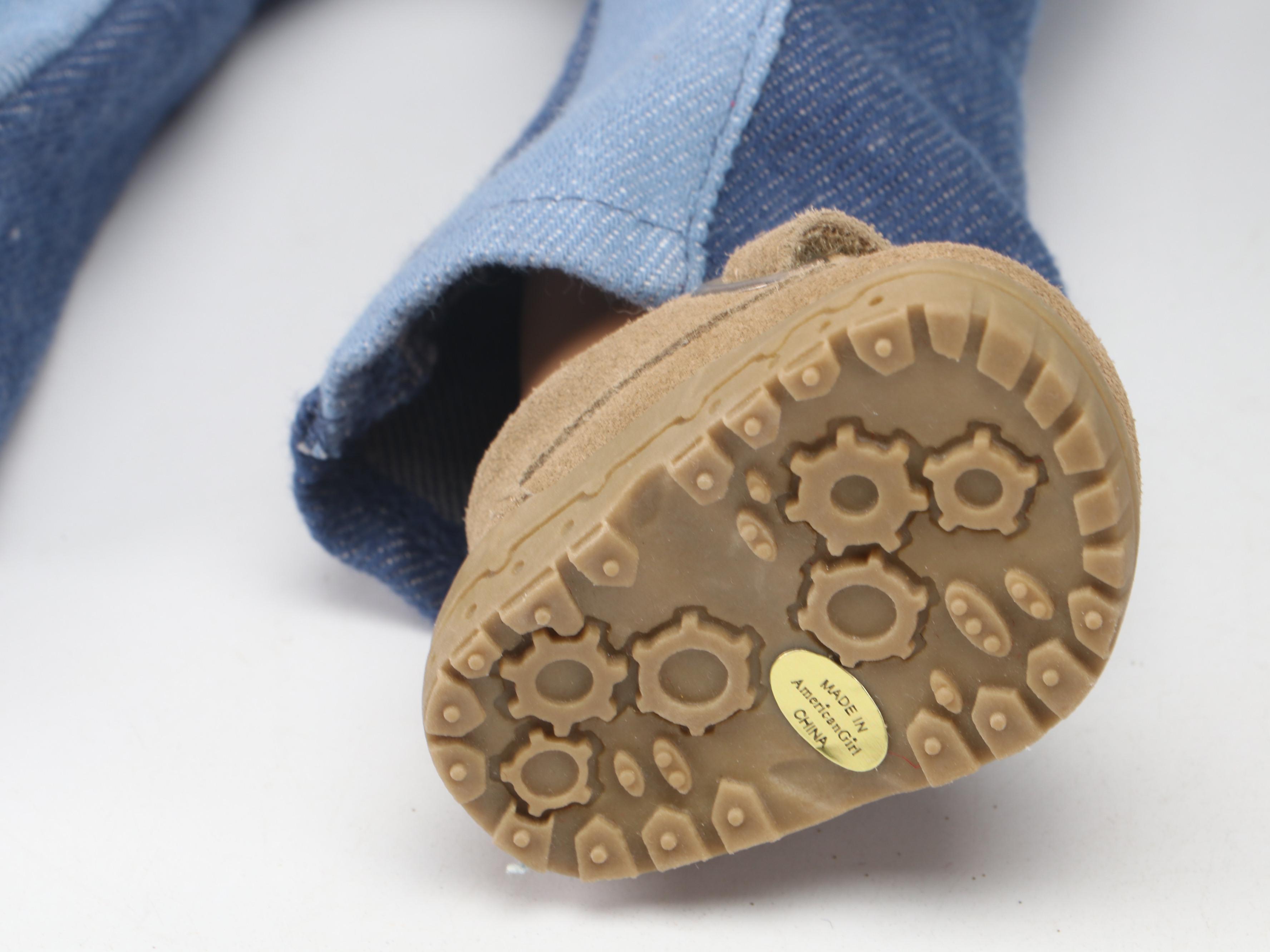 American Girl "Julie Albright" with Other Dolls and Accessories