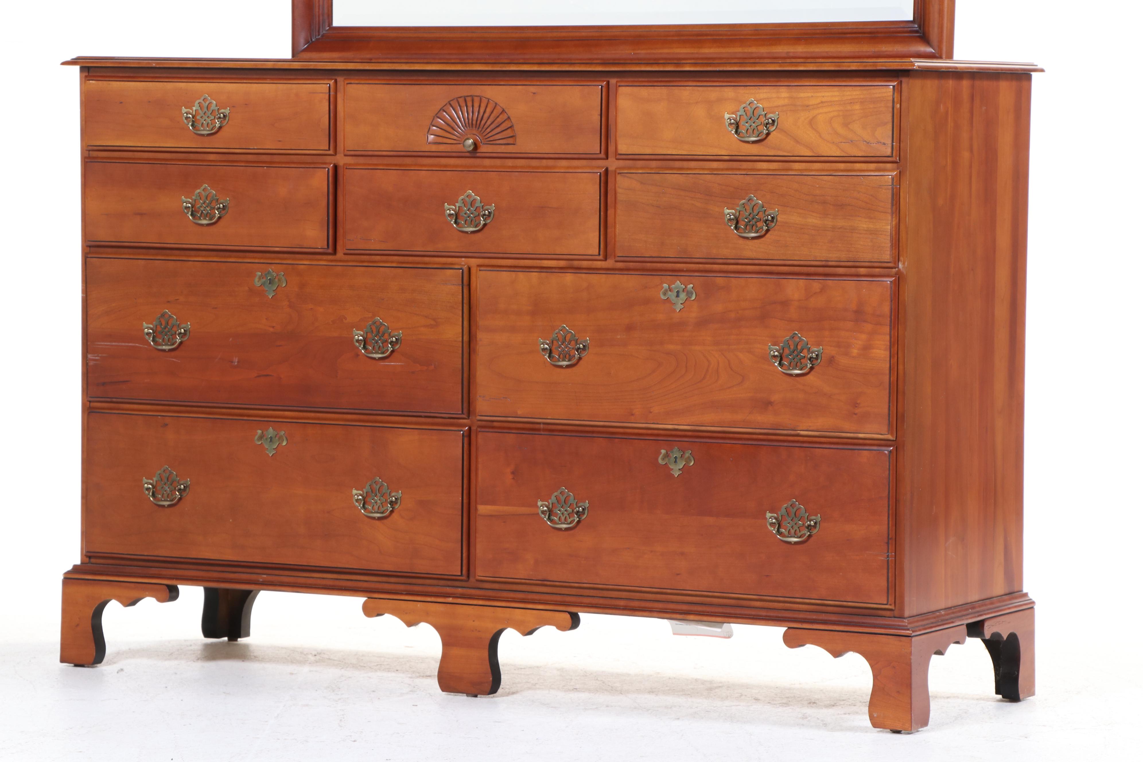 Harden Chippendale Style Cherrywood Ten-Drawer Dresser