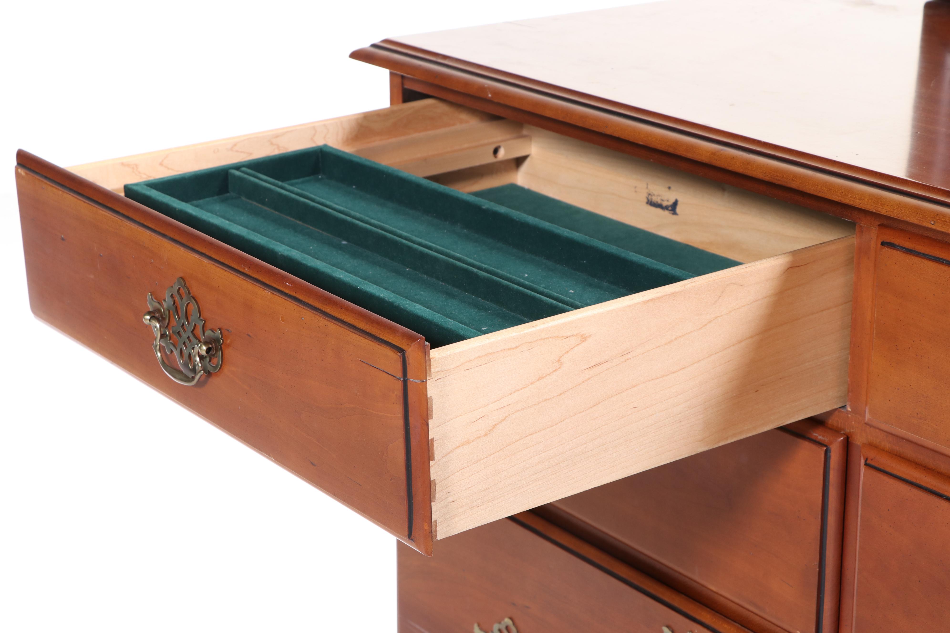 Harden Chippendale Style Cherrywood Ten-Drawer Dresser