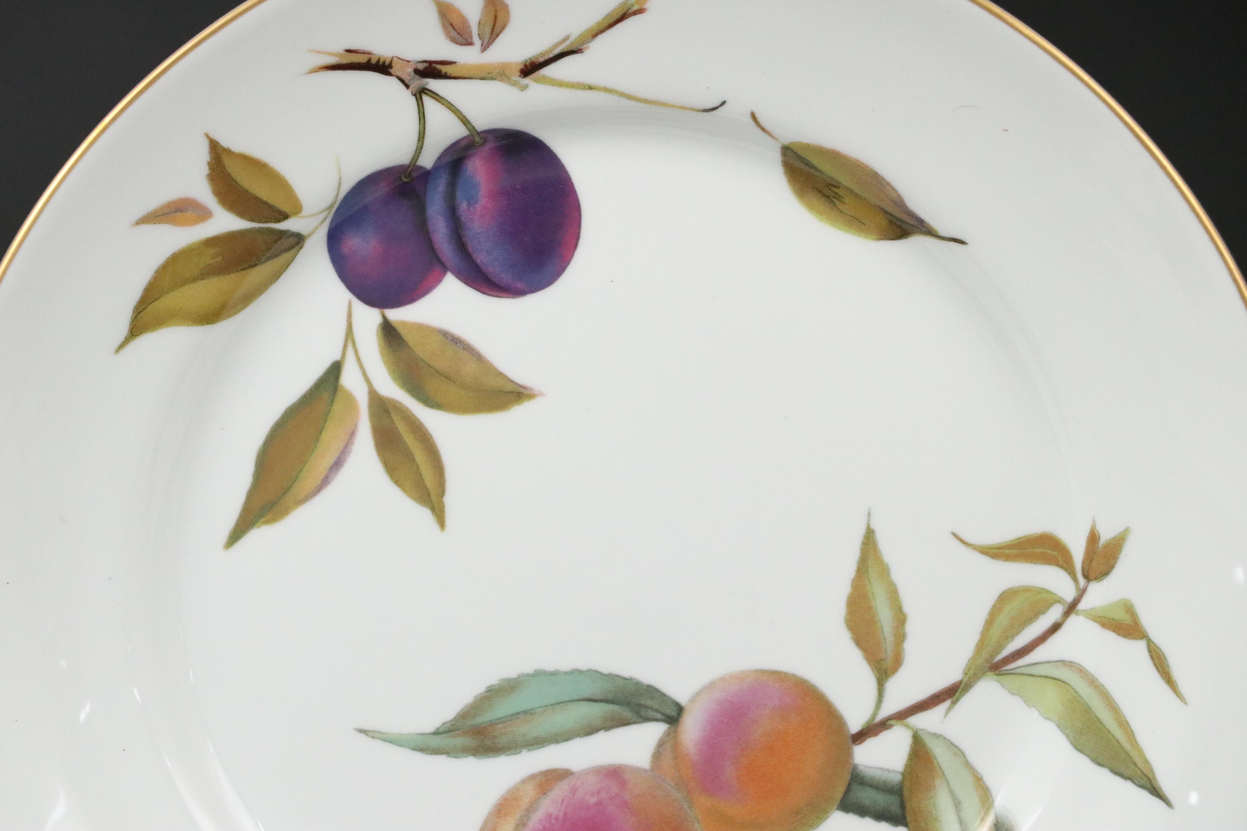 Royal Worcester "Evesham Gold" Porcelain Dinnerware, 1961-2015