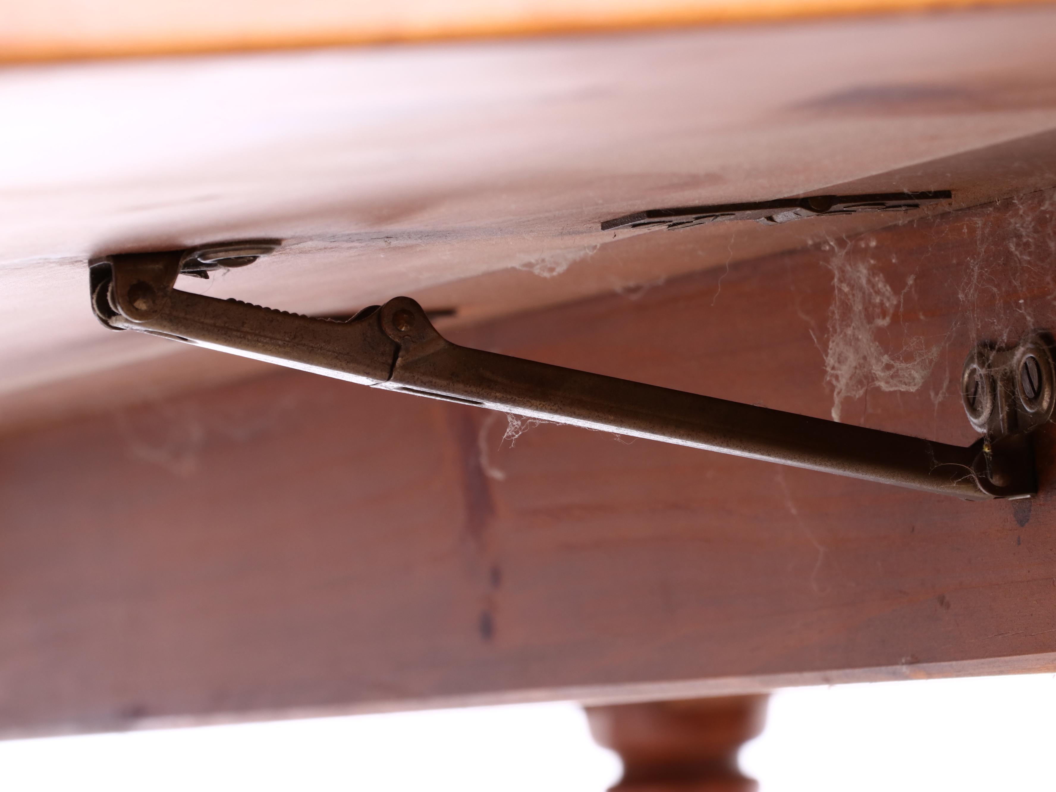 The Rike-Kumler Co. Primitive Style Pine Drop-Leaf Dining Table, 20th Century