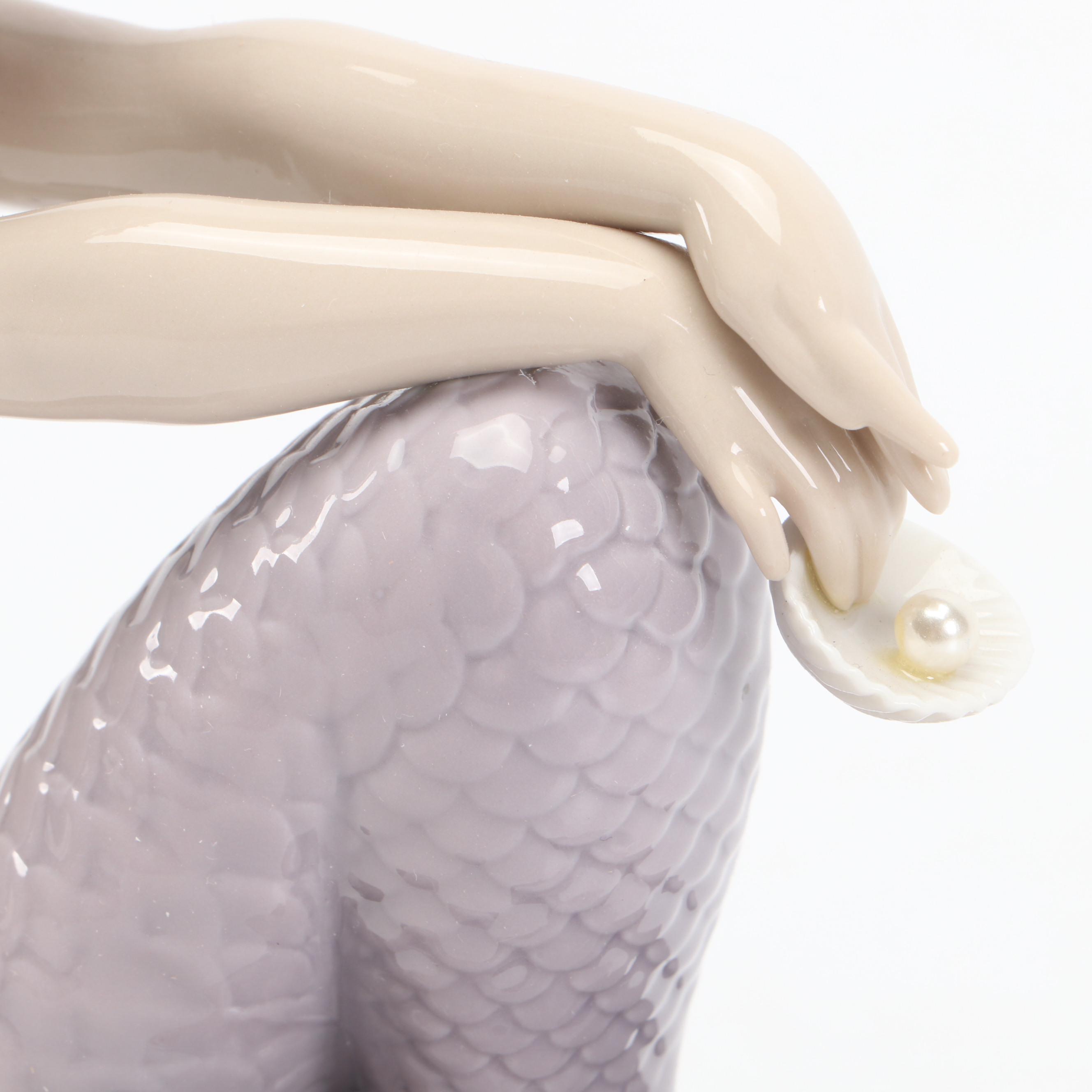 Lladró "Illusion" Porcelain Mermaid Figurine Designed by José Puche