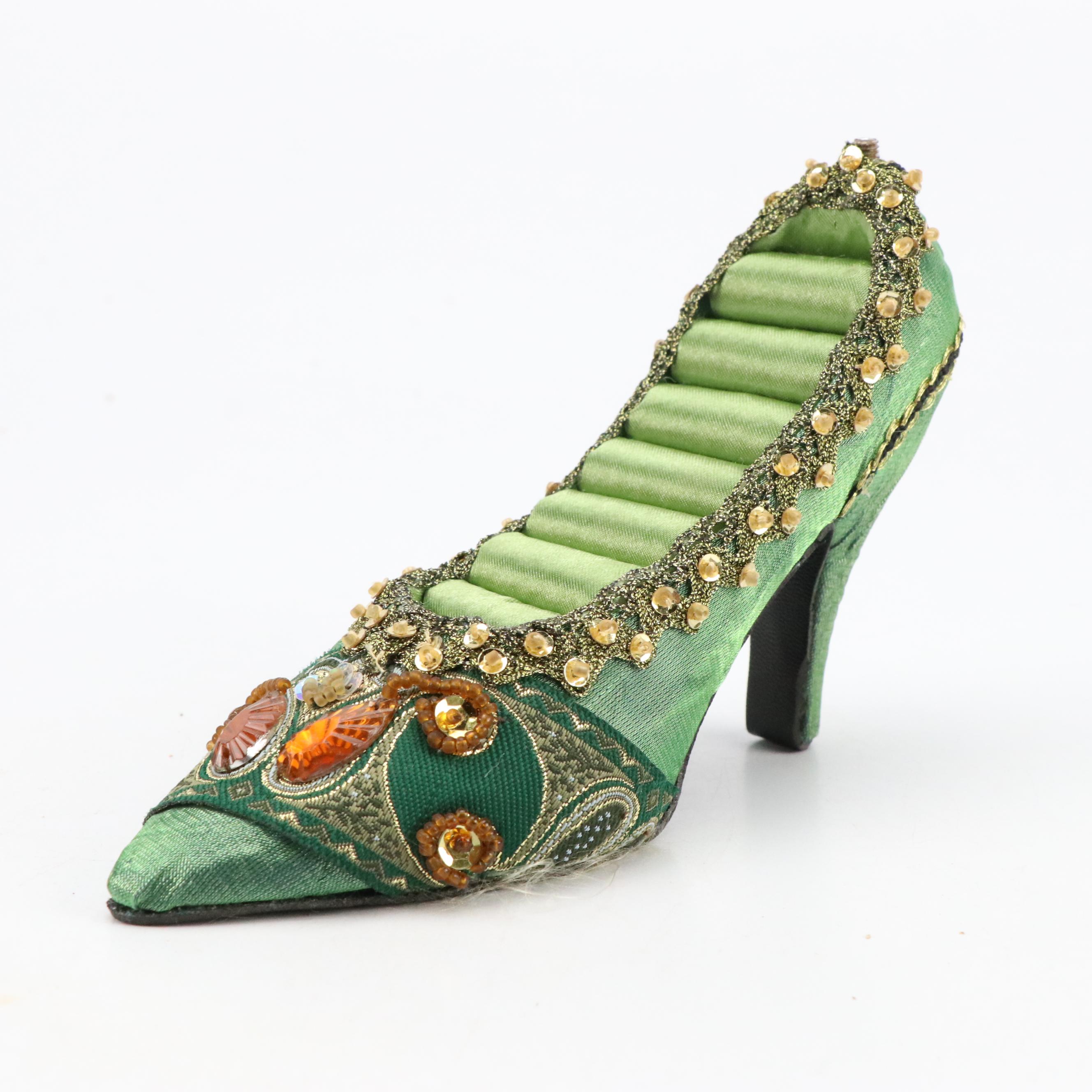 Shoe Form Ring Holder with Jewelry Boxes and Stand