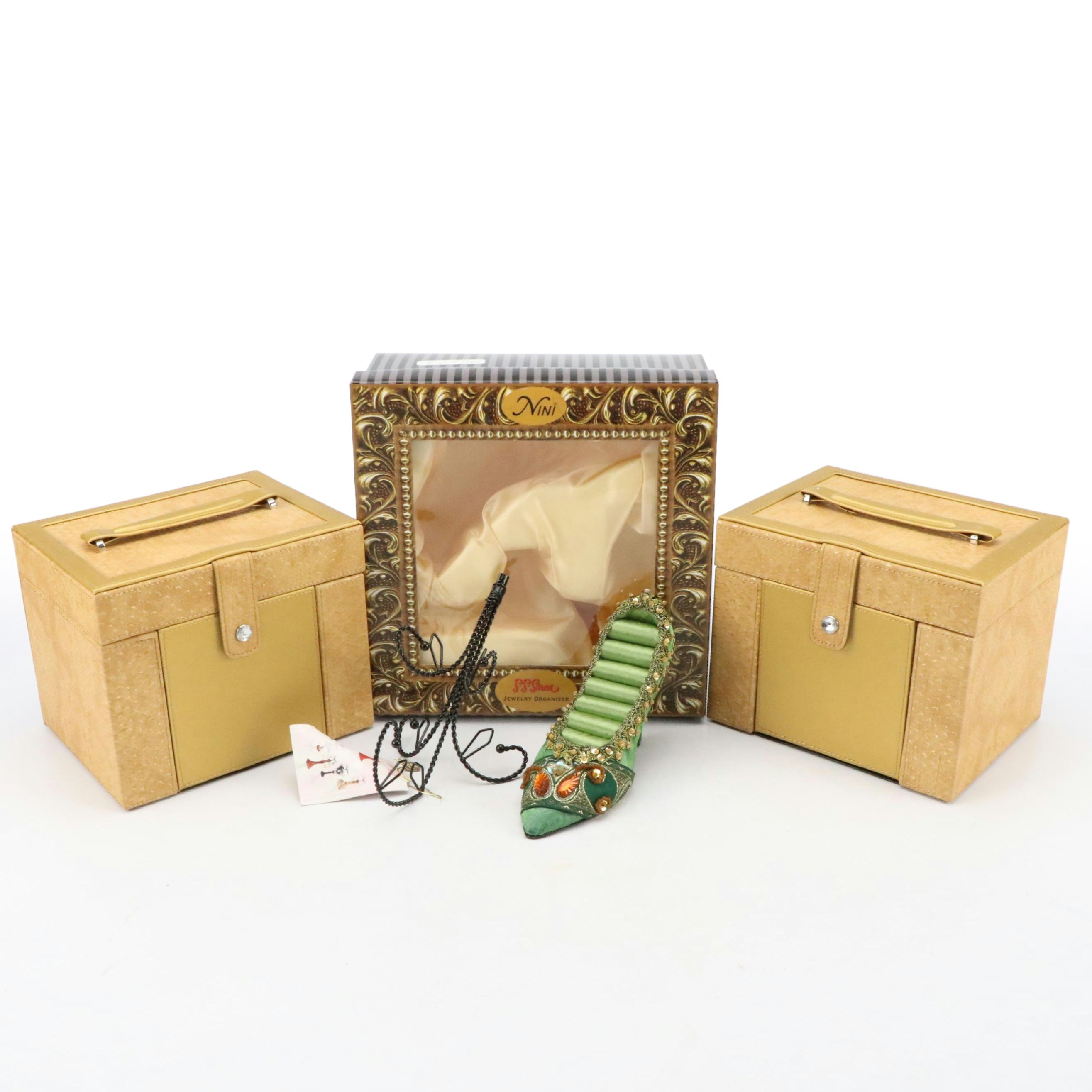 Shoe Form Ring Holder with Jewelry Boxes and Stand