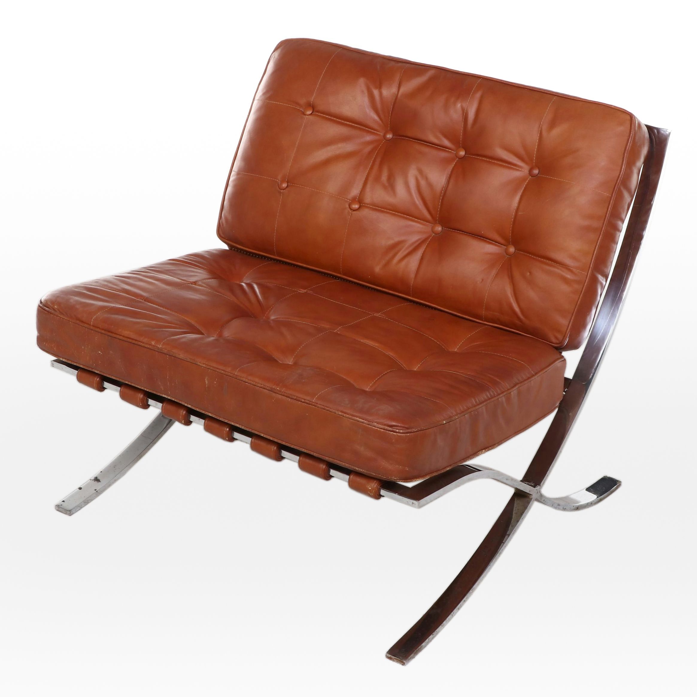 Chromed Steel and Button-Tufted Leather Barcelona Style Lounge Chair, Mid-20th C