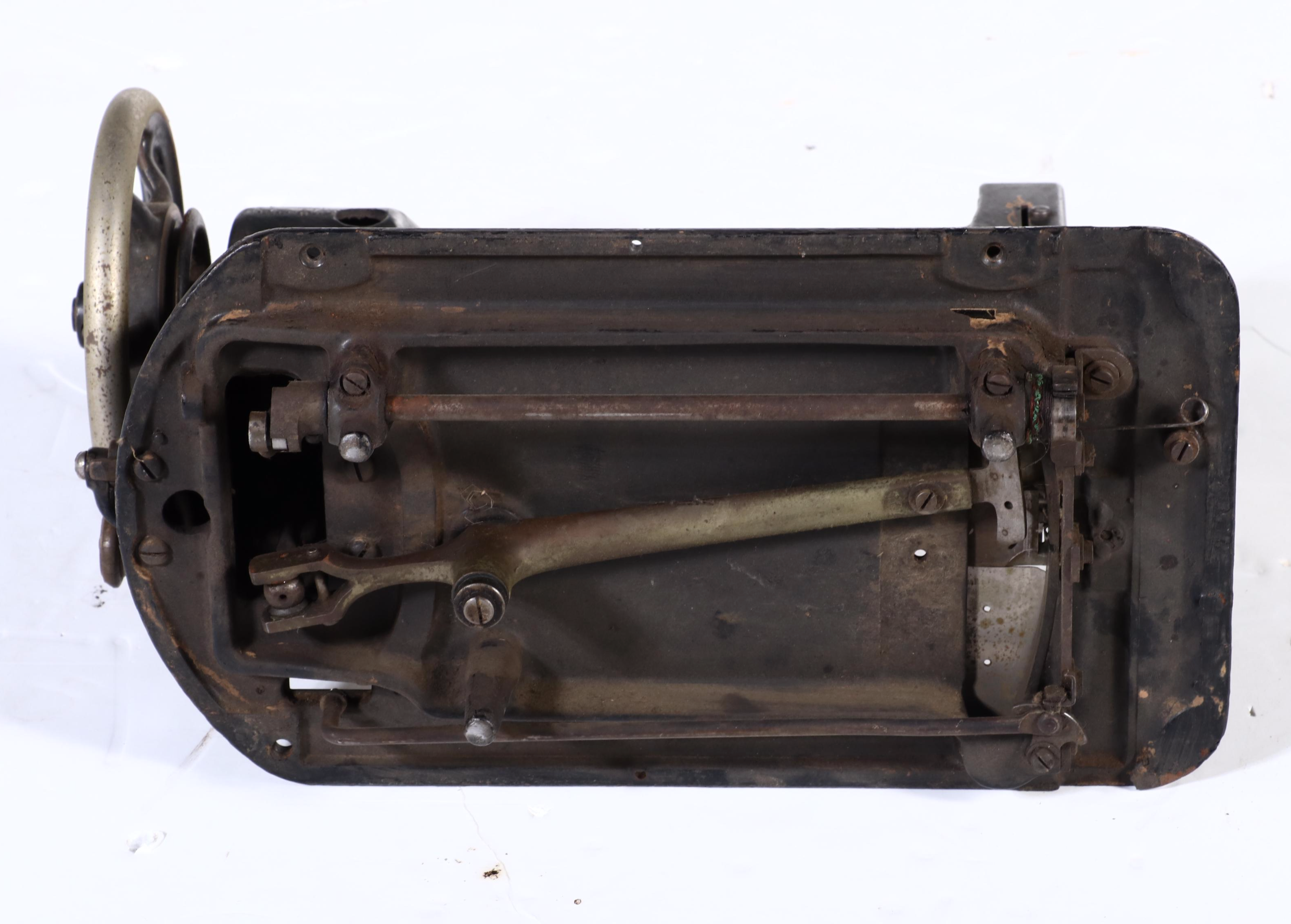 A.G. Mason "New Defender" Antique Cast Iron Sewing Machine, Circa 1906-1916