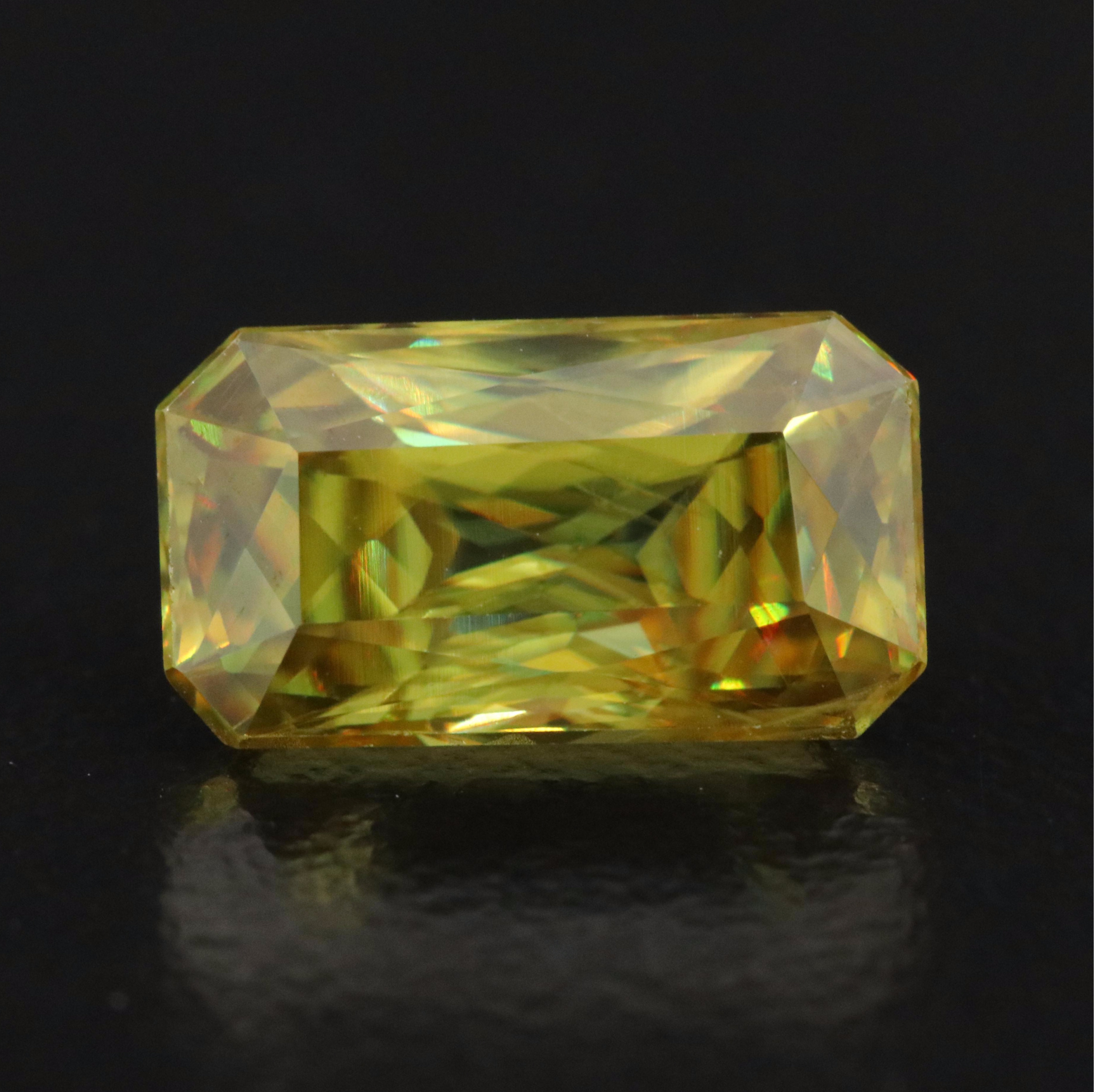 Loose 3.99 CT Sphene