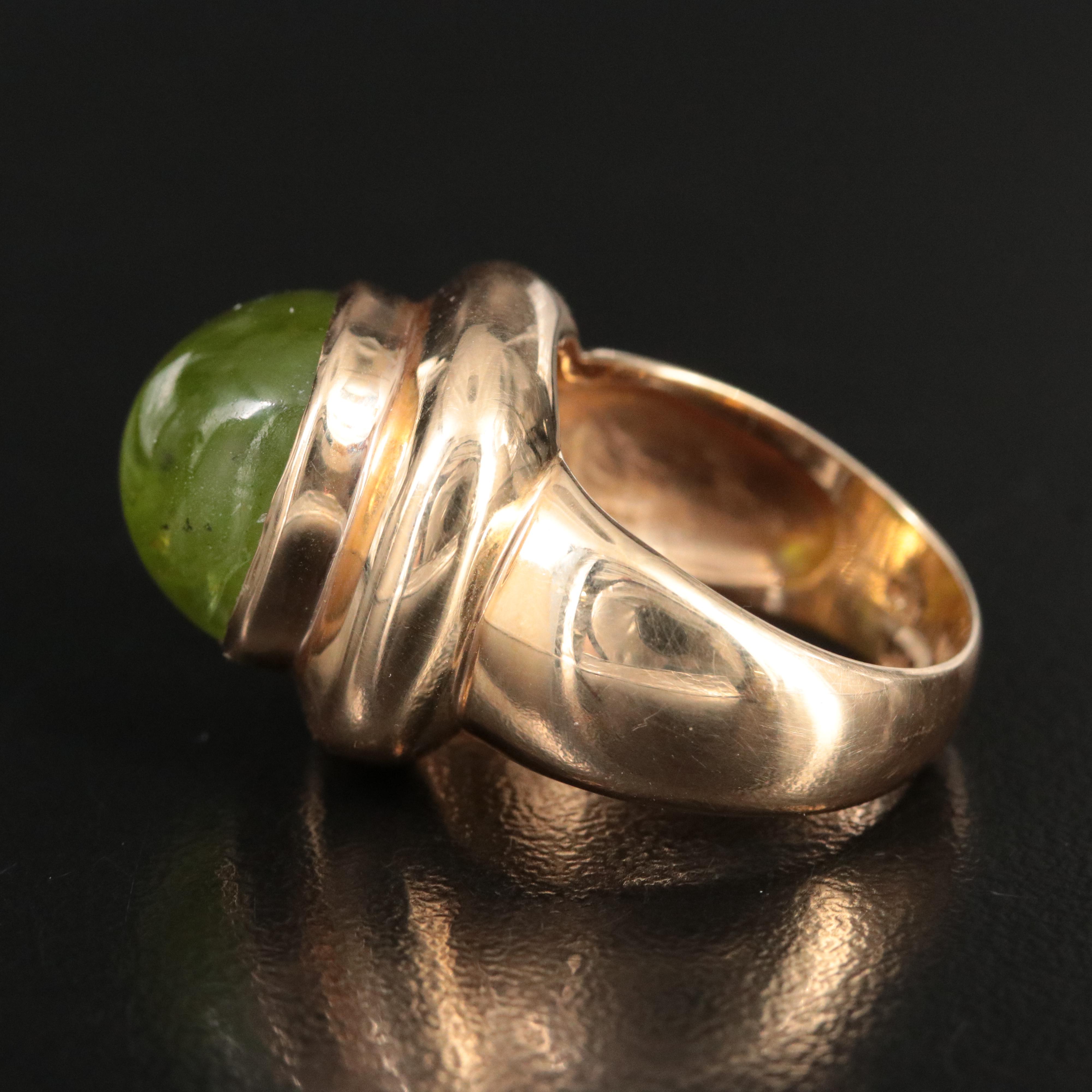14K Peridot Cabochon Ring
