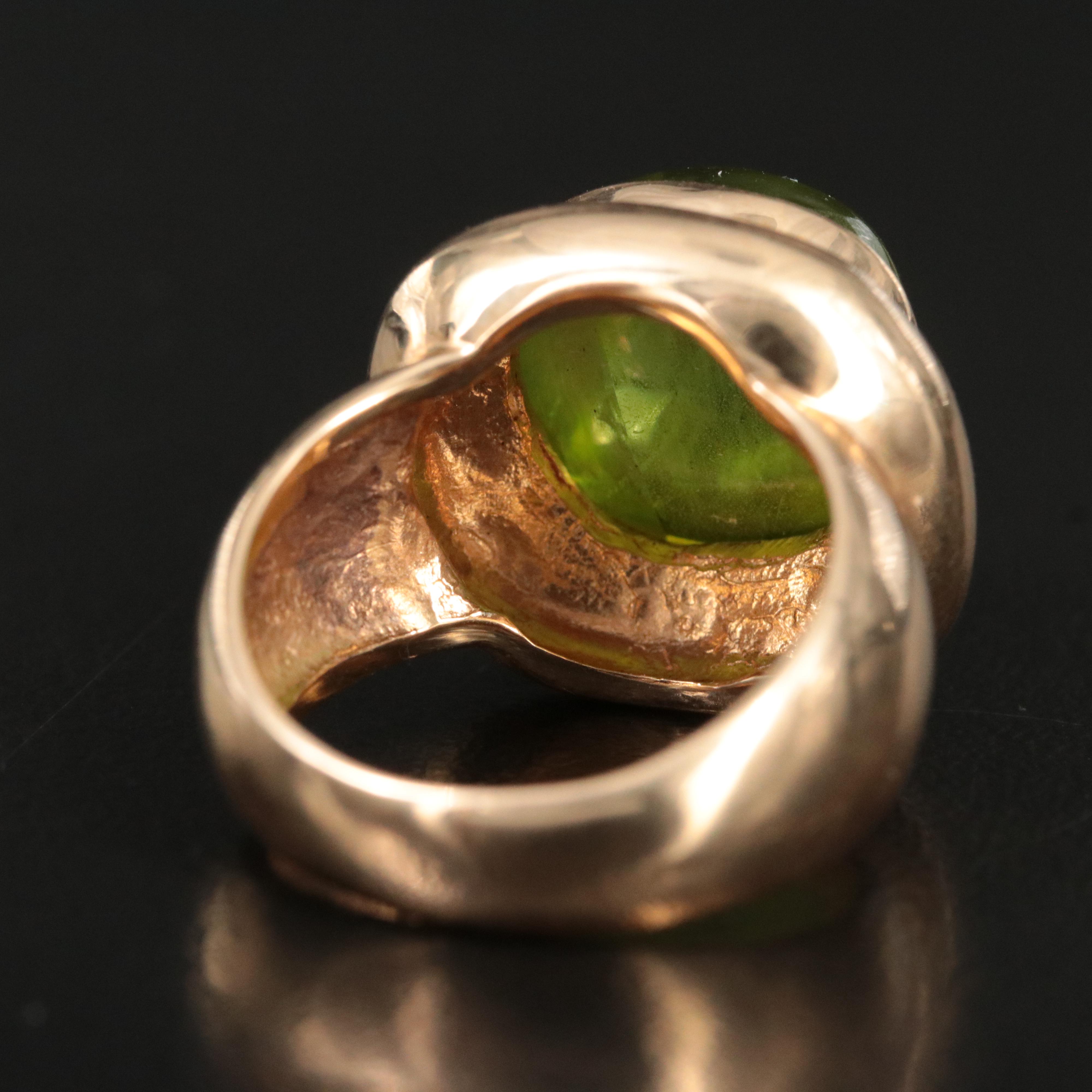 14K Peridot Cabochon Ring