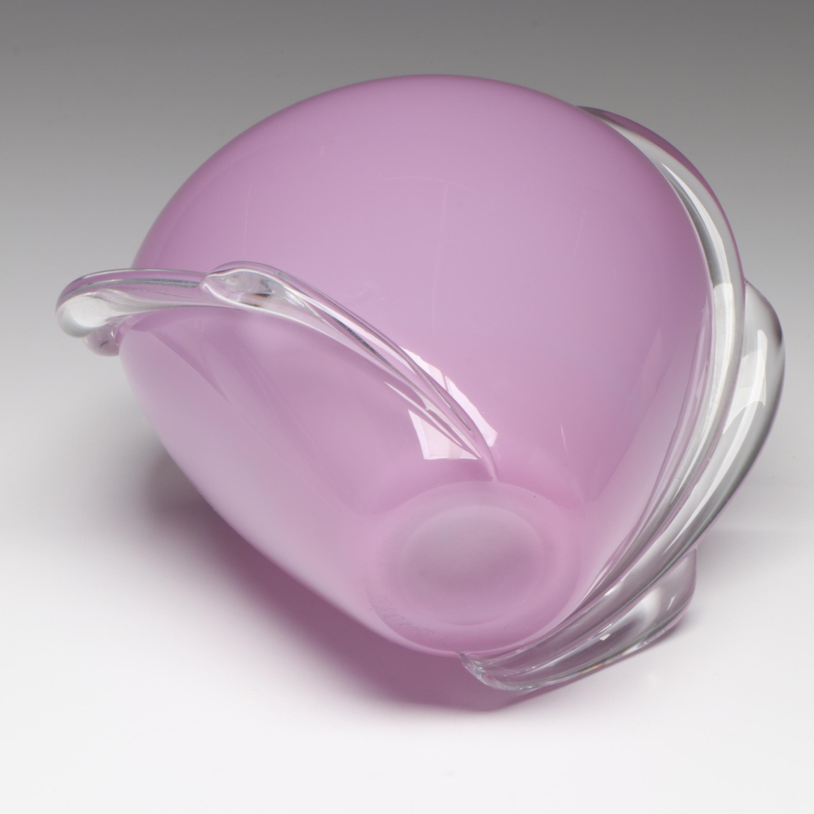 Thomas Buechner III for Vitrix Hot Glass Studio Lilac Blown Art Glass Vase, 1984