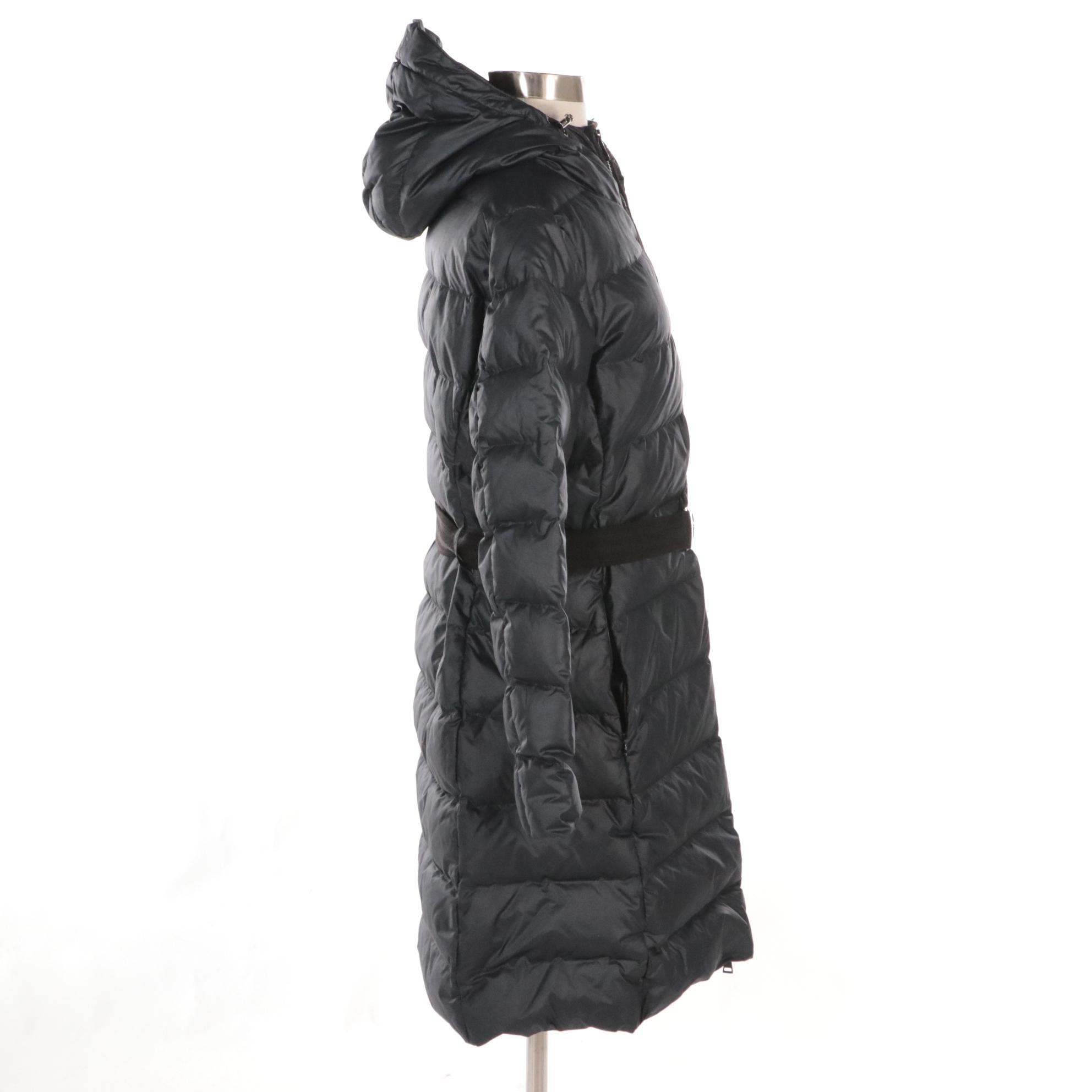 Moncler Quilted Down Zipper-Front Belted Coat with Hood