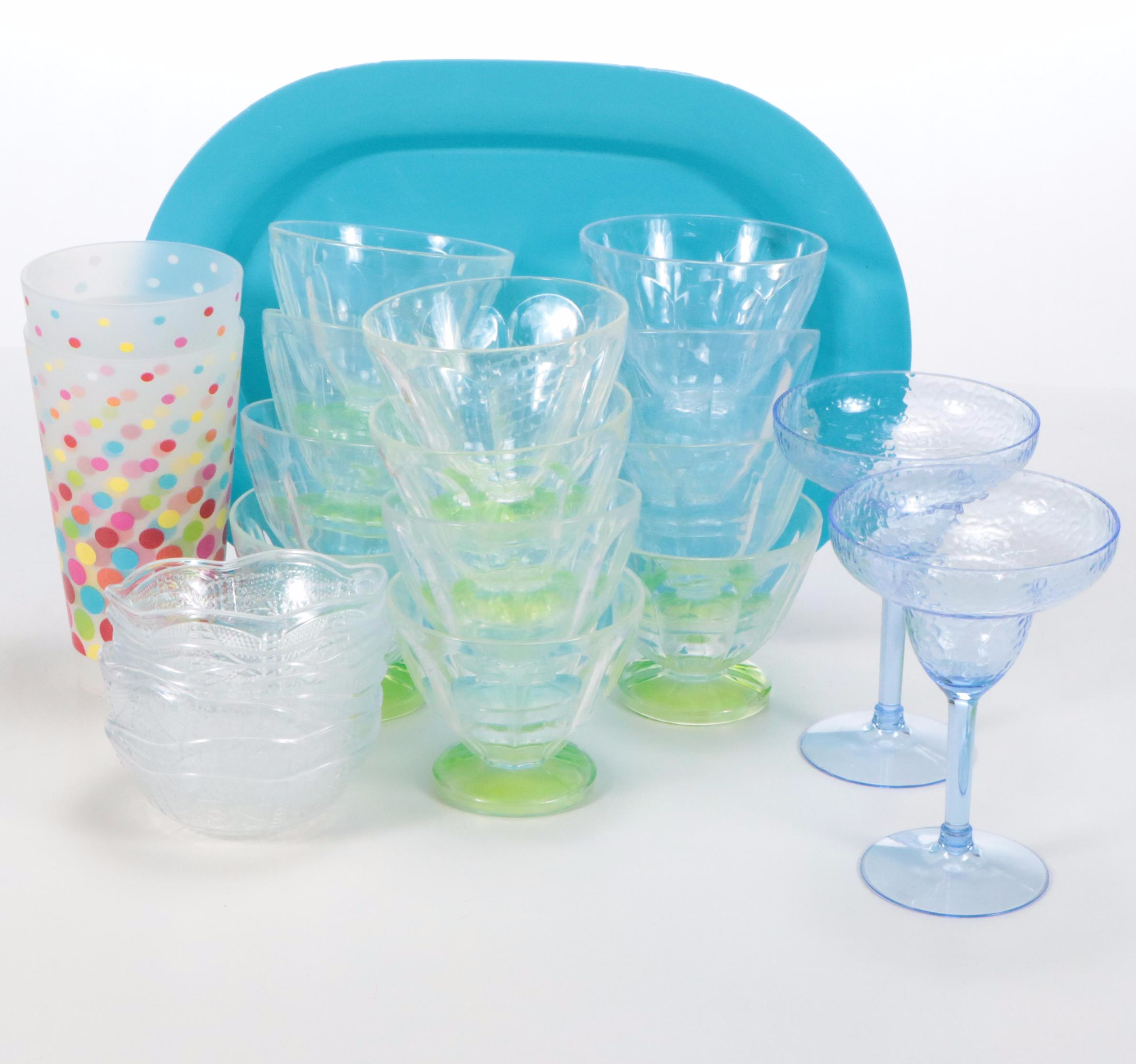 Outdoor Plastic Dinnerware and Table Accessories
