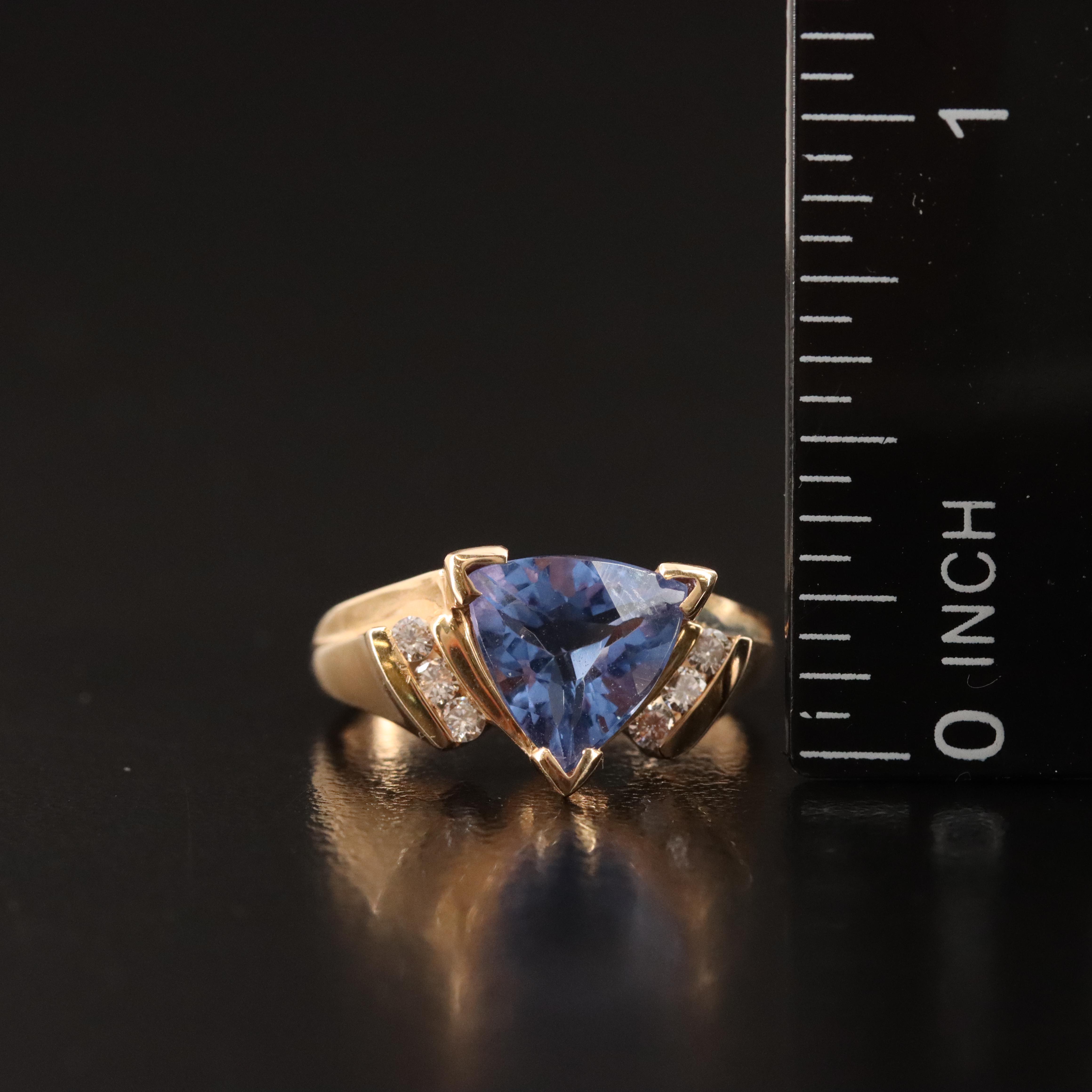 14K Color Change Fluorite and Diamond Ring