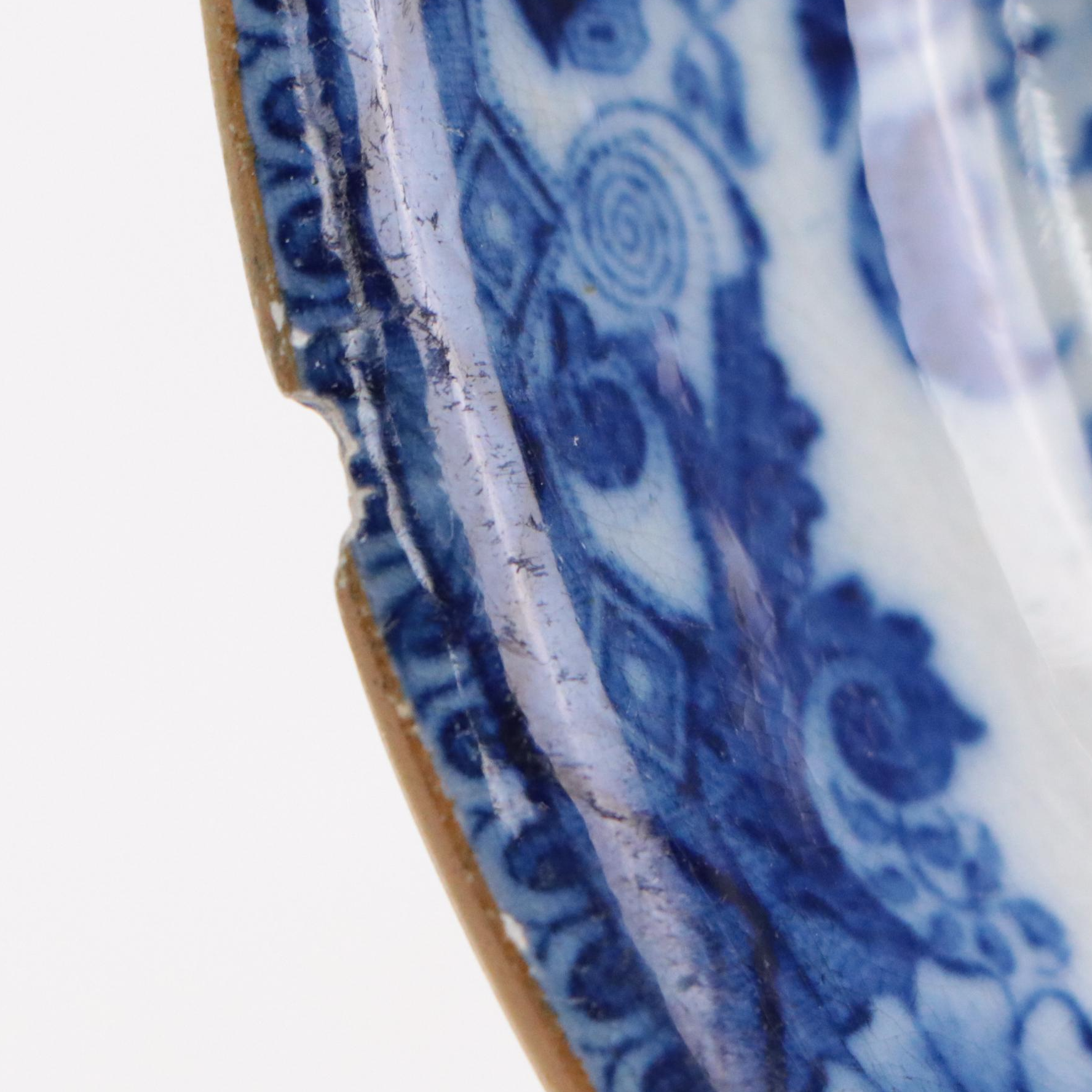 Chinese Porcelain Lidded Vessel with English Earthenware Chinoiserie Tableware