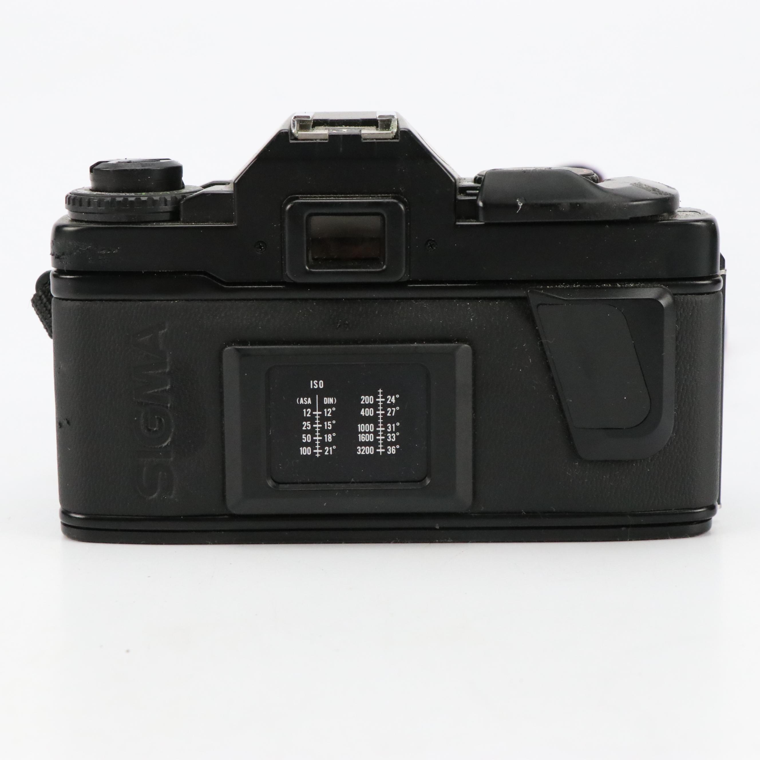 Nikonos III Camera Body with Minolta Freedom Zoom 90 Camera and More