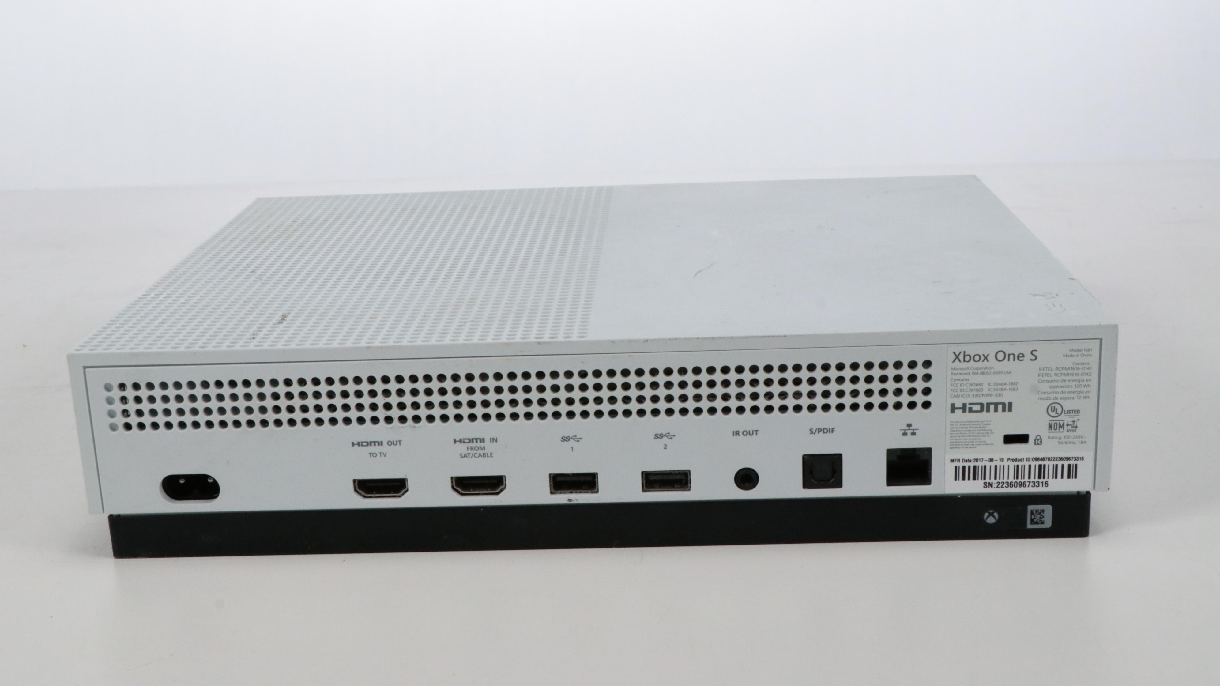 Microsoft XBOX One Console with Keyboard and Games