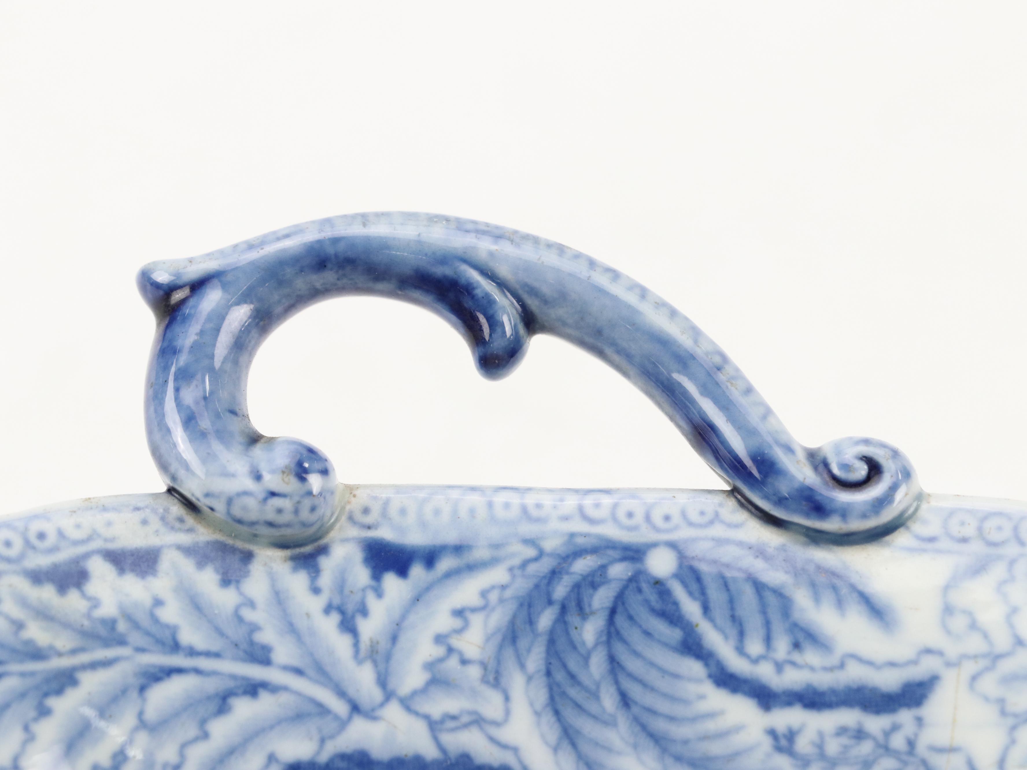 Davenport Pearlware Chinoiserie Ruins Chestnut Basket, ca. 1800-1805