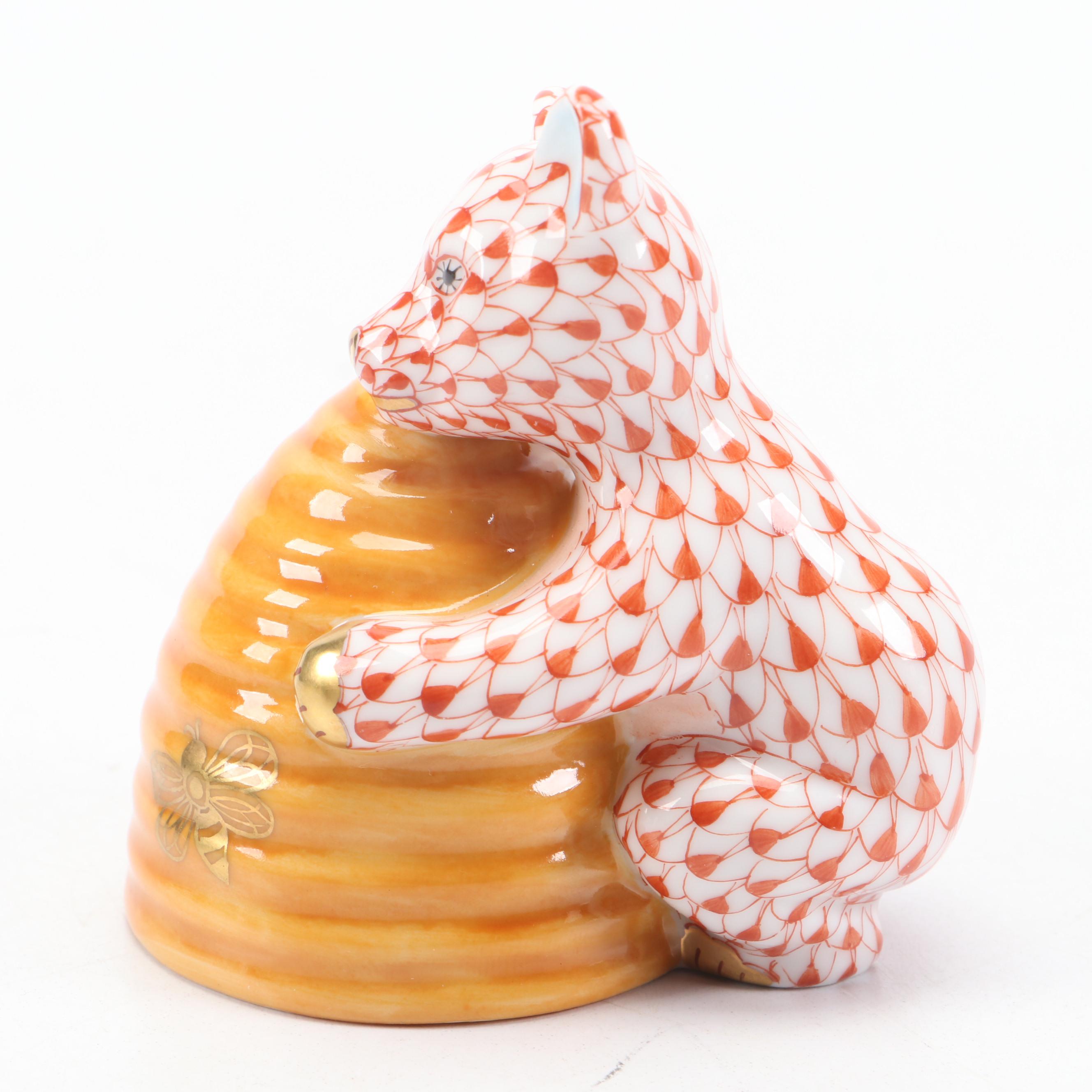 Herend Rust Fishnet with Gold "Honey Bear" Porcelain Figurine