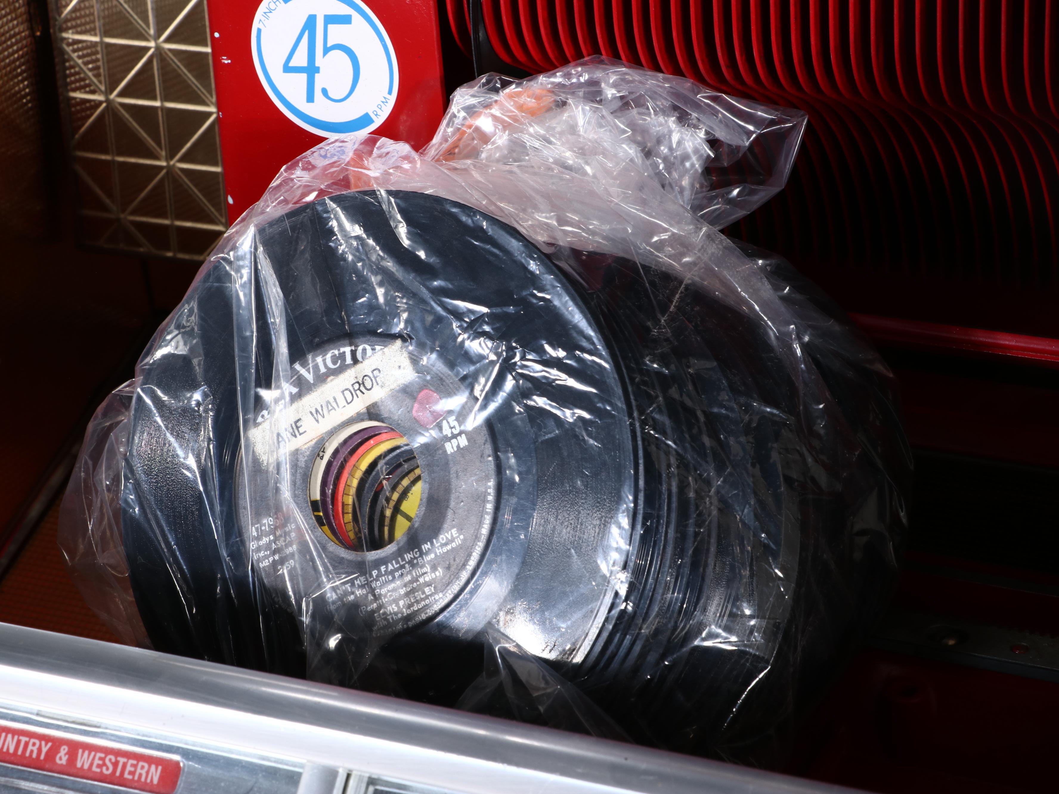 Seeburg High Fidelity 100G Jukebox, 1953