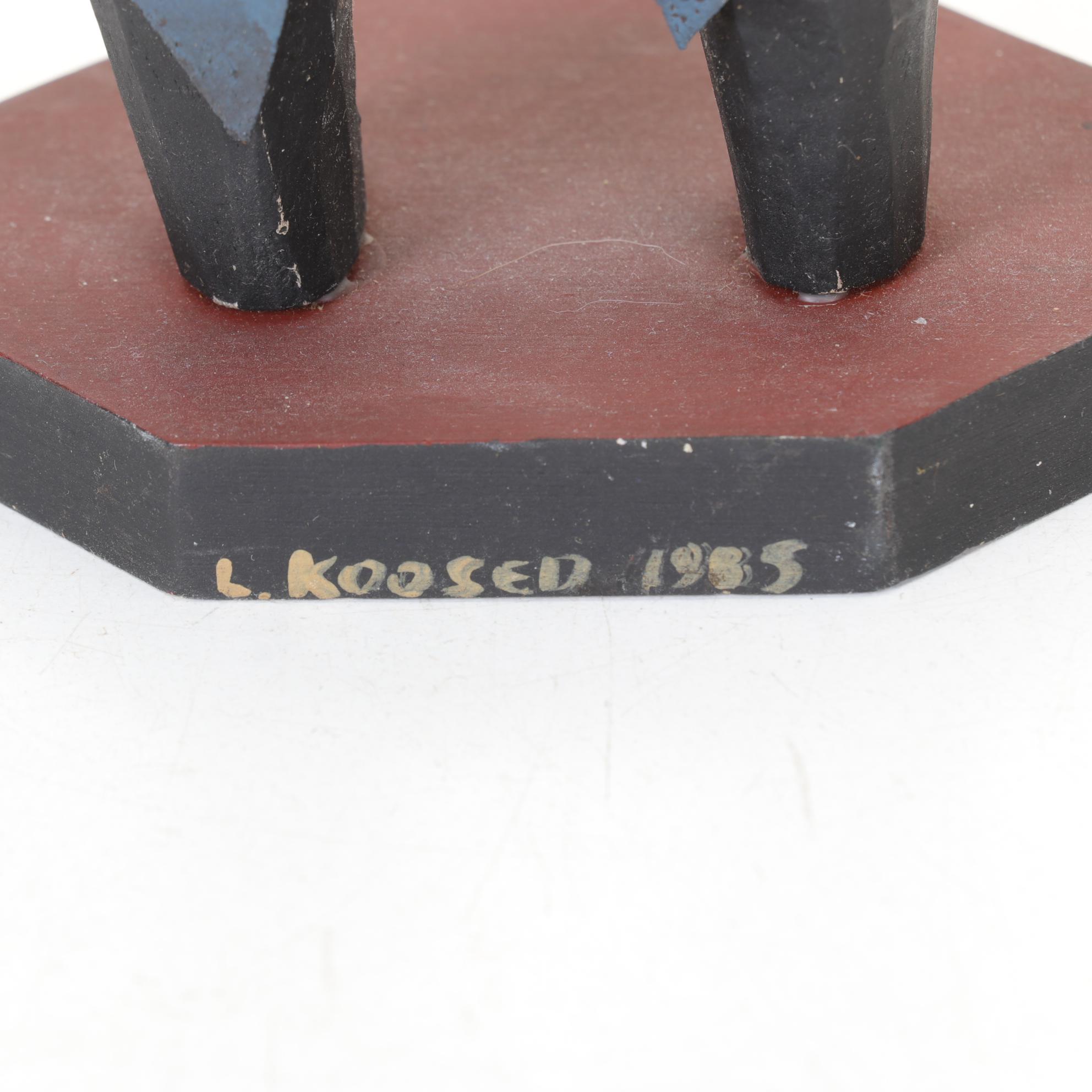 Patriotic Decor Featuring Uncle Sam Figure and More