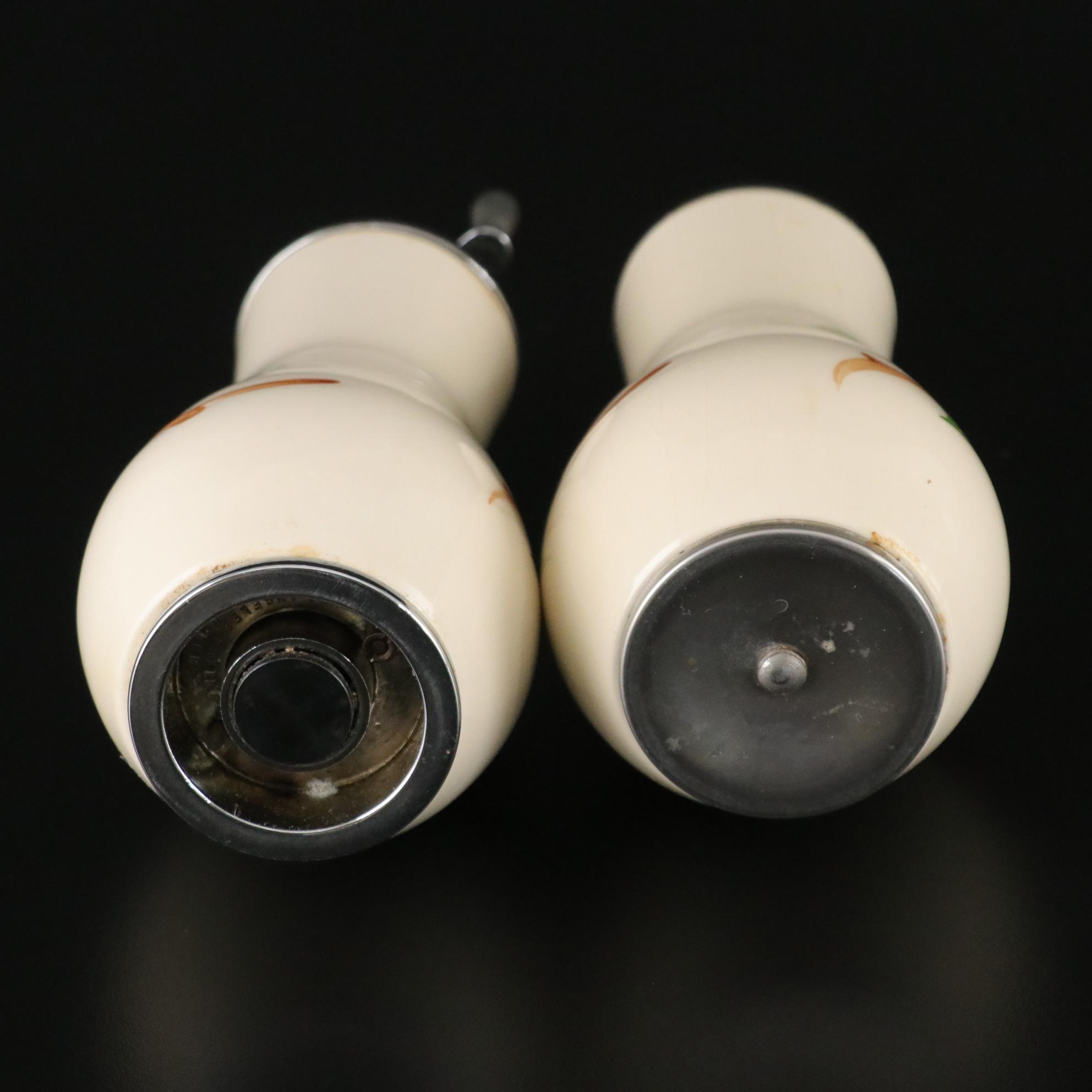 Franciscan "Apple" Pepper Grinder and Salt Shaker with Berry Bowl Set