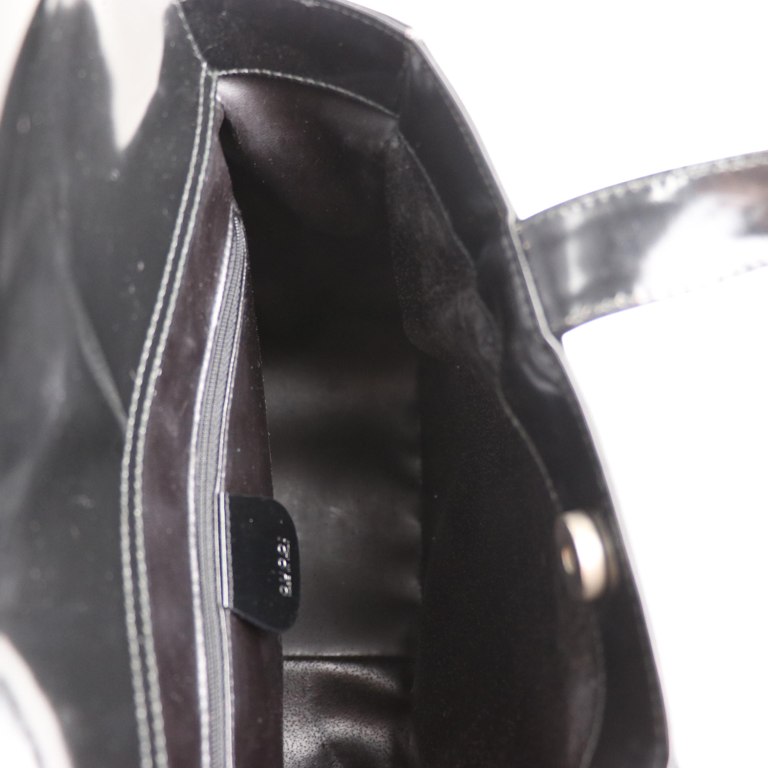 Gucci GG Soho Top Handle Bag in Black Patent Leather